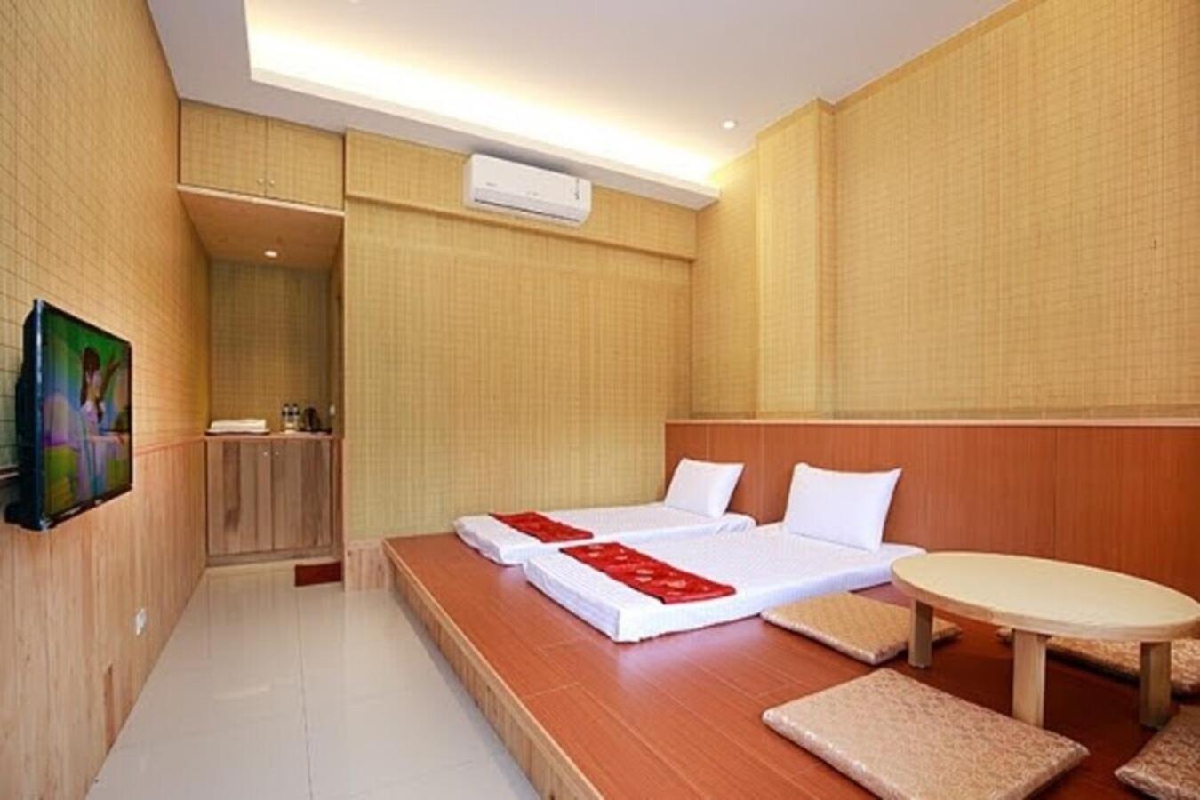 Large Double Room photo 1