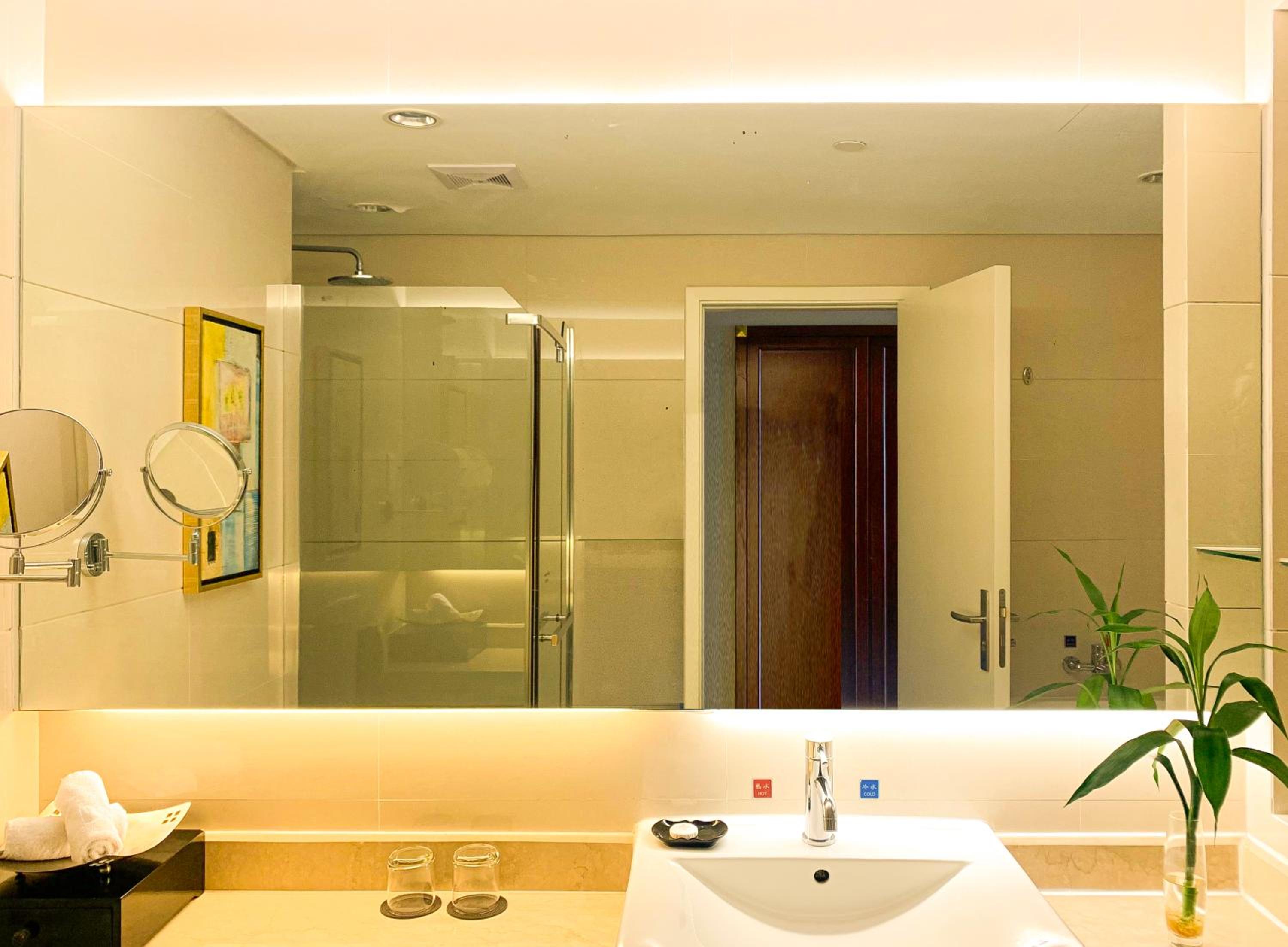 Deluxe Double Room With Bath photo 3