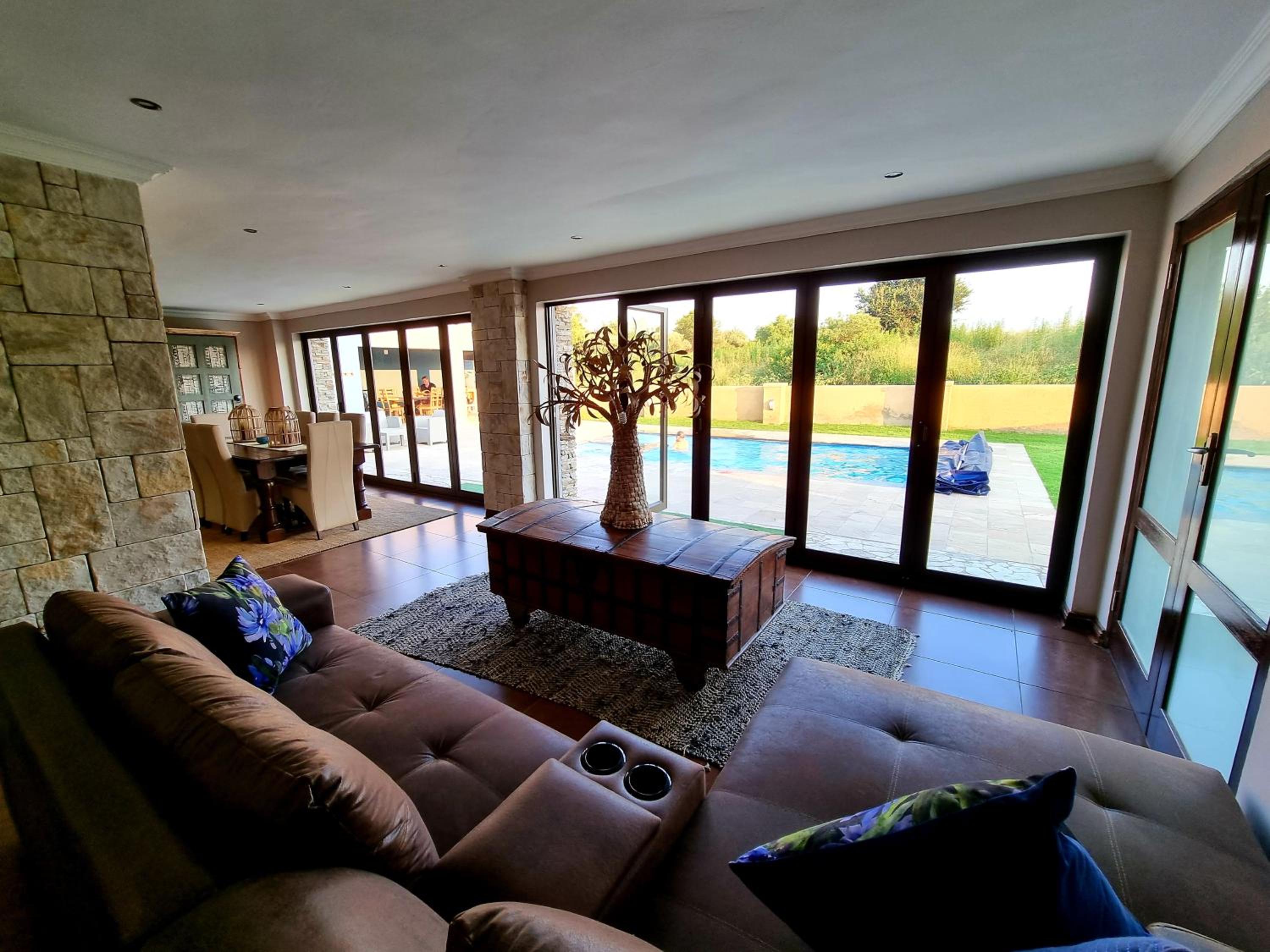 Four-Bedroom House photo 1
