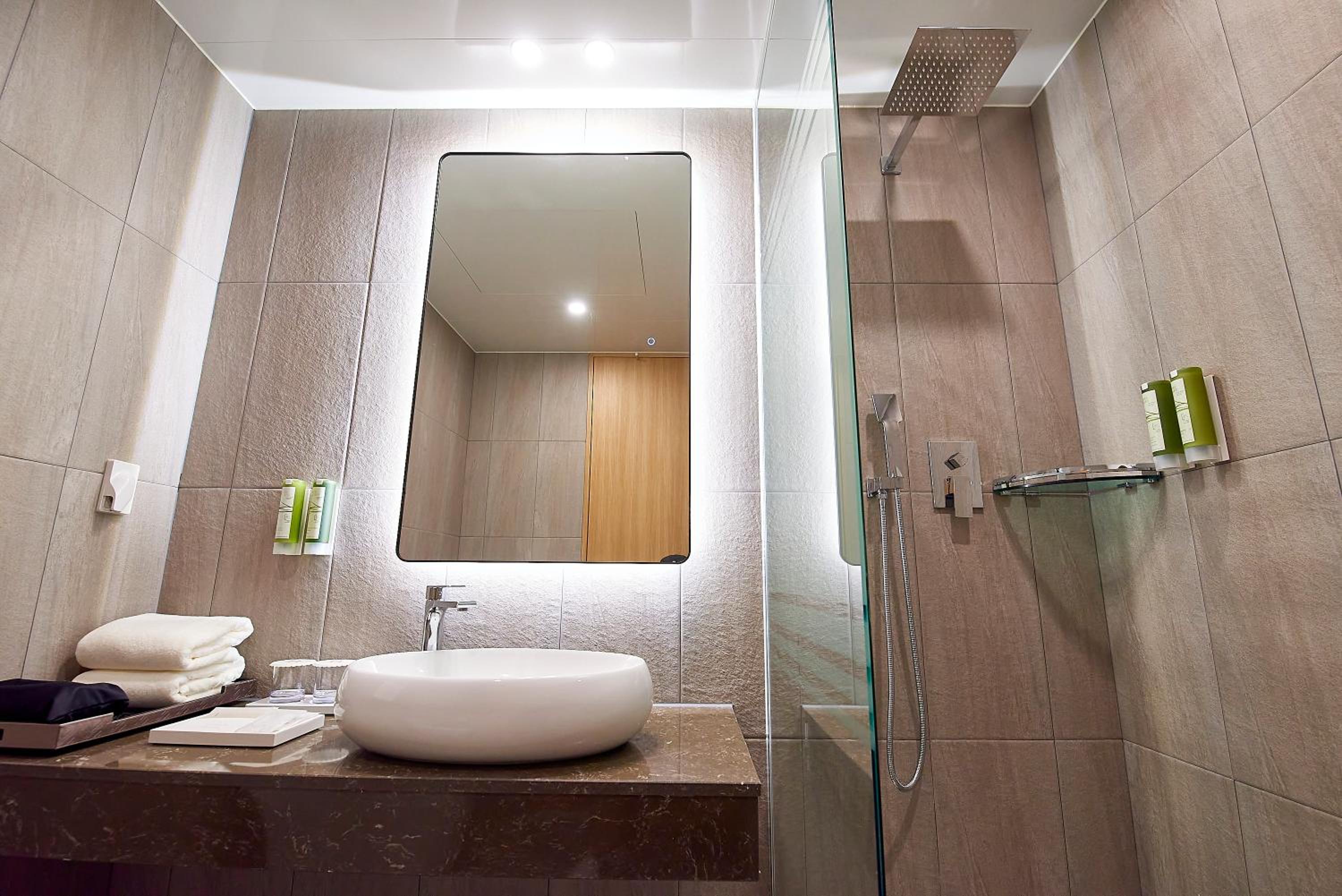 Superior Double Room - Photo 8