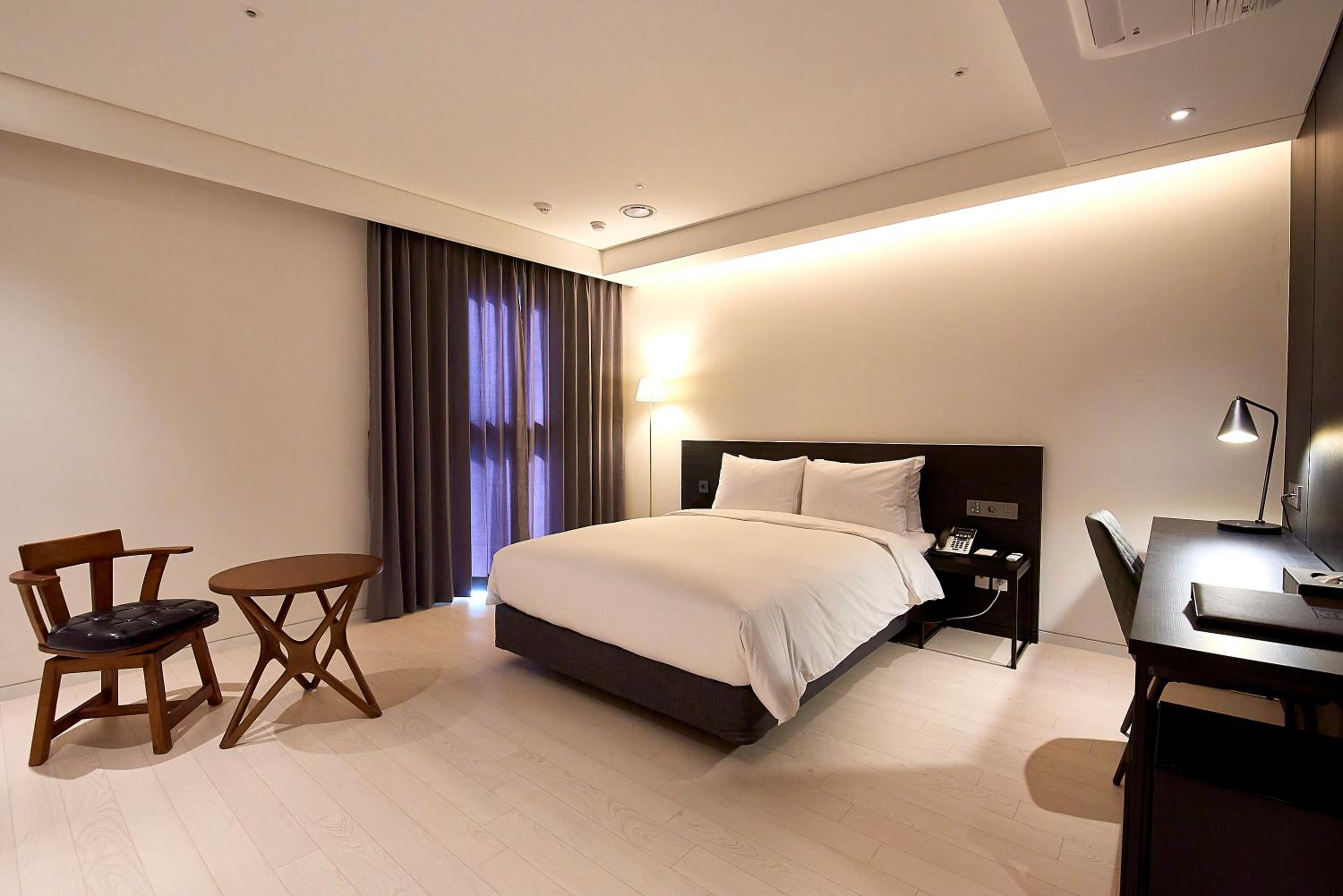 Superior Double Room - Photo 2