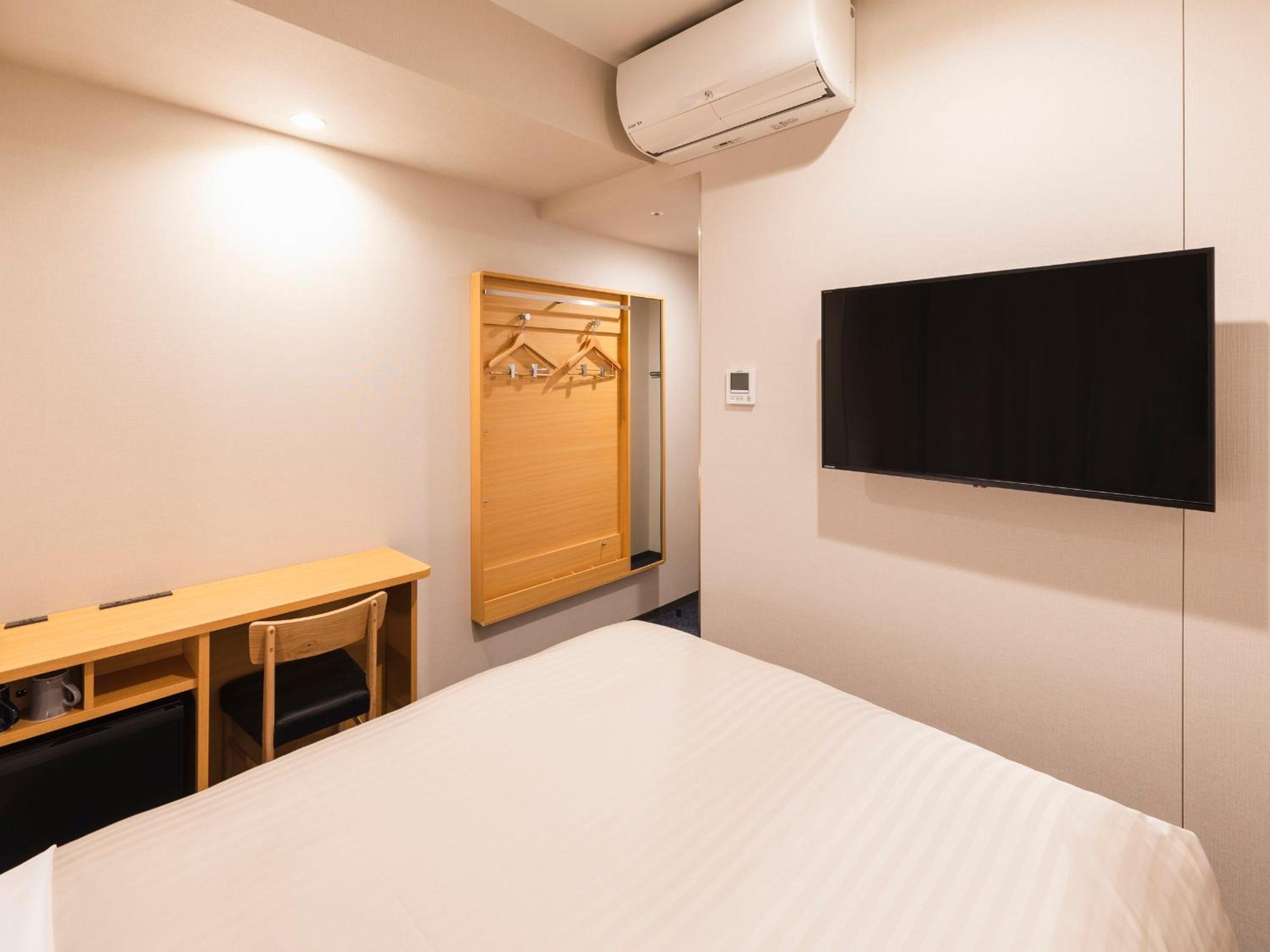 Standard Double Room - Non-Smoking photo 1