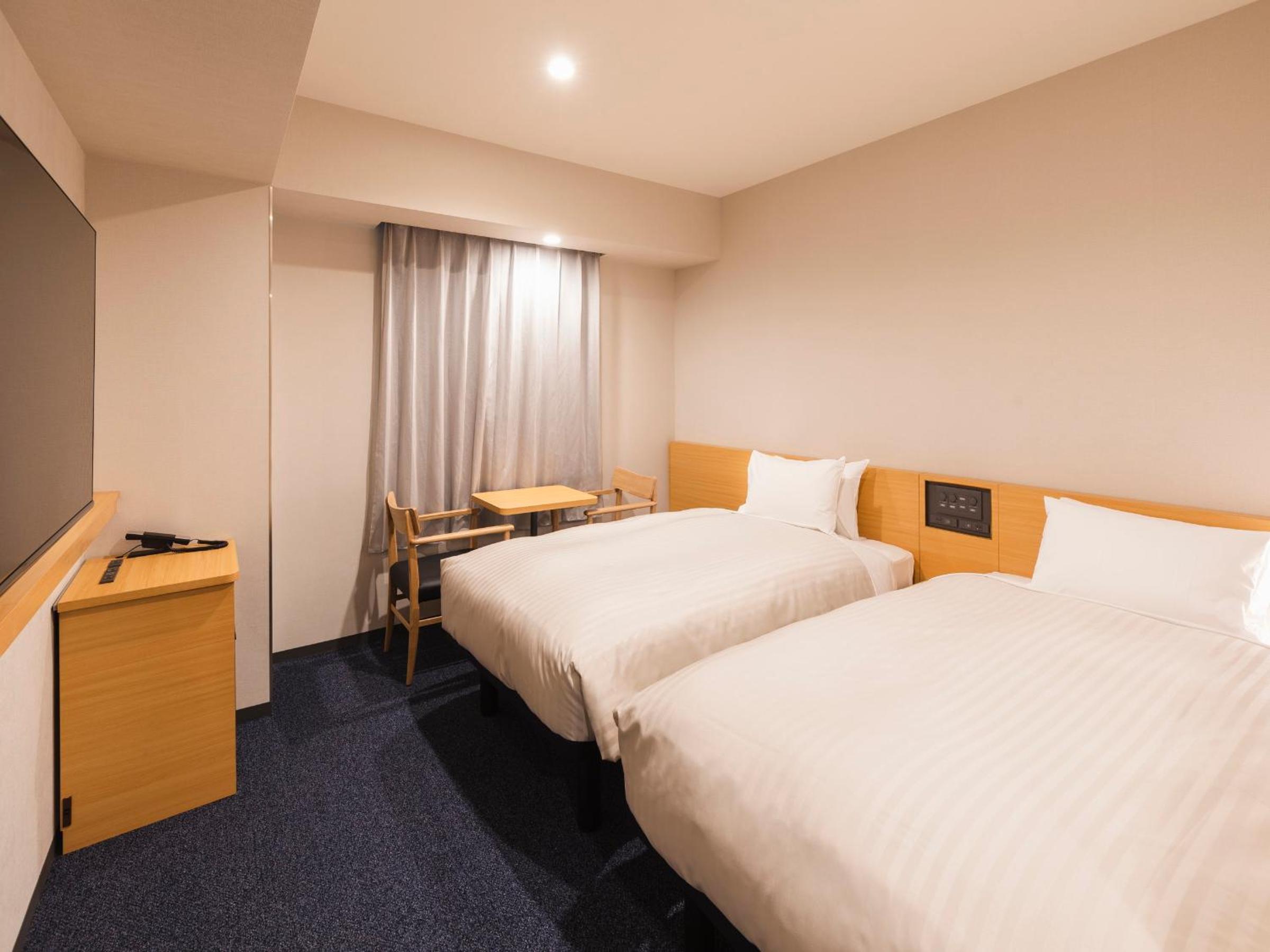 Standard Twin Room - Non-Smoking photo 1