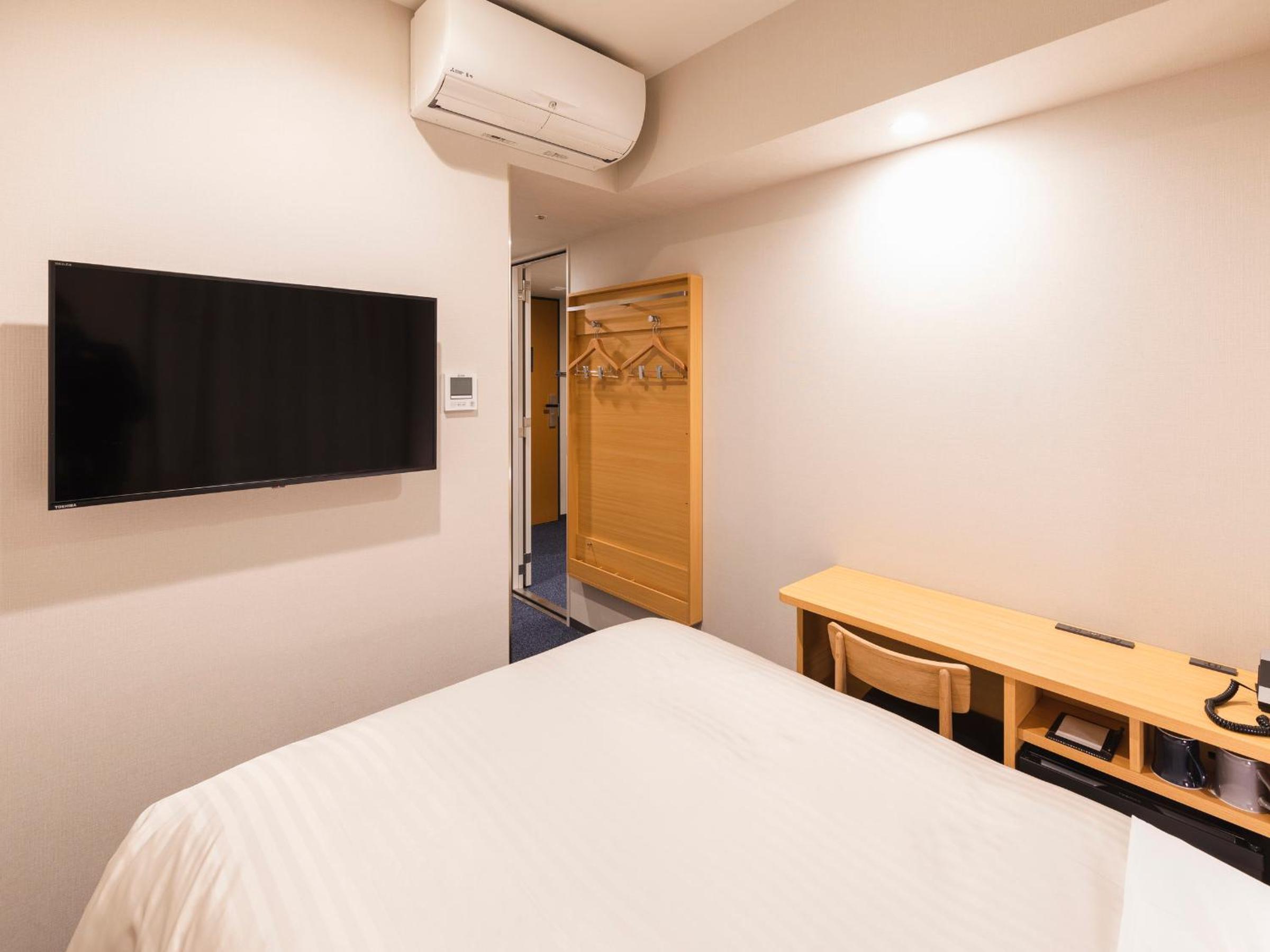 Connecting Room - Non-Smoking photo 2