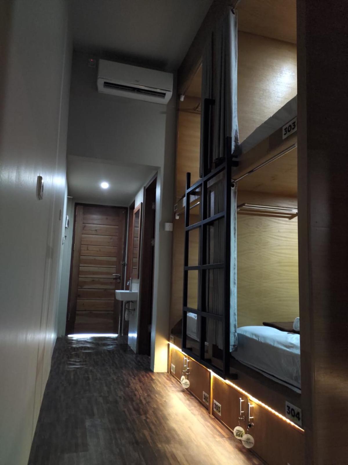 Bunk Bed in Male Dormitory Room  photo 2