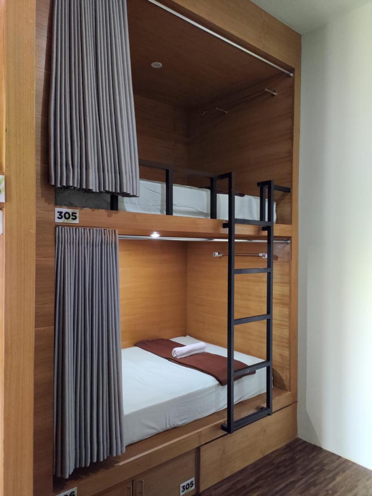 Bunk Bed in Male Dormitory Room  photo 3