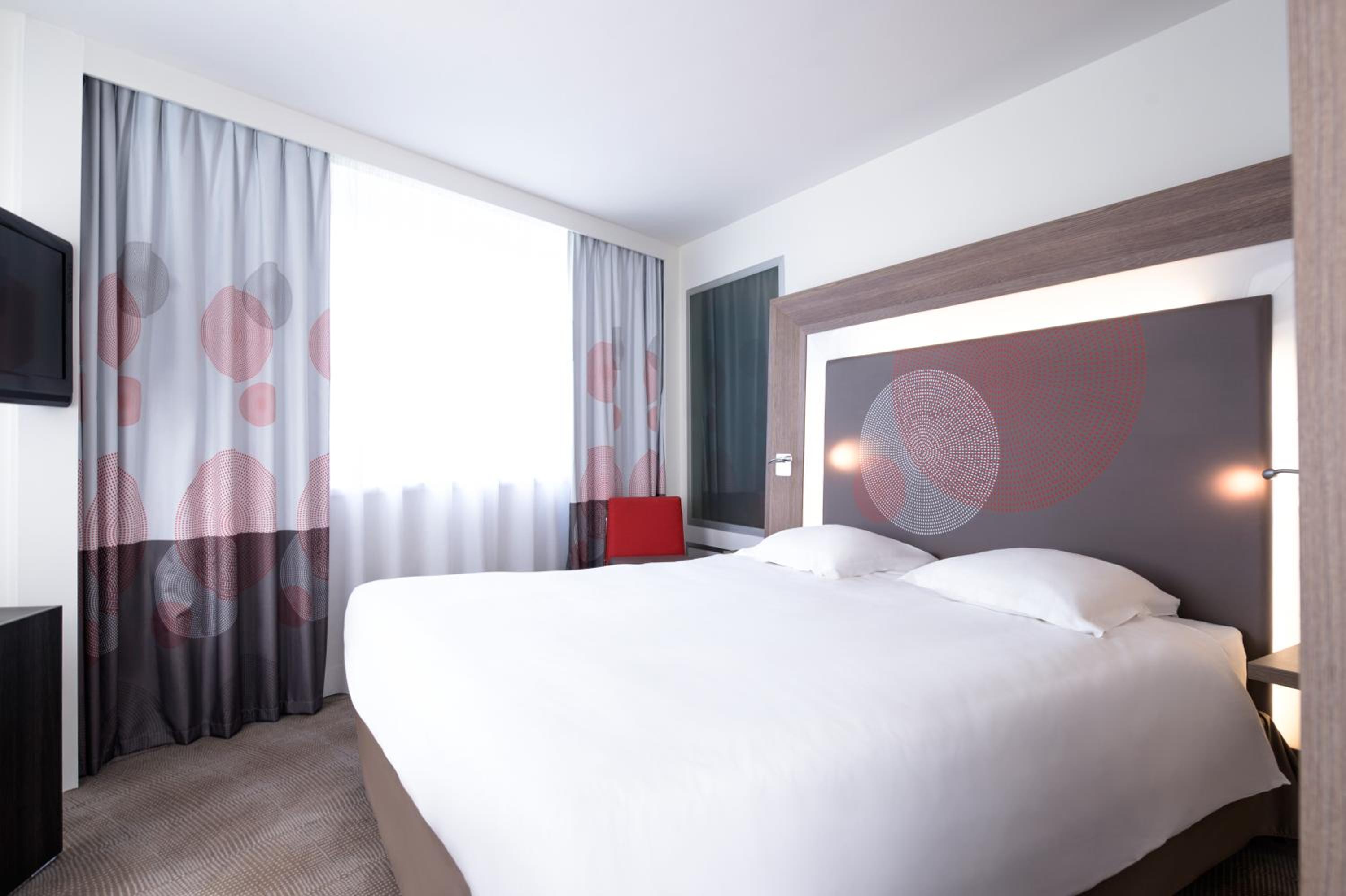 Executive King Room - Photo 3