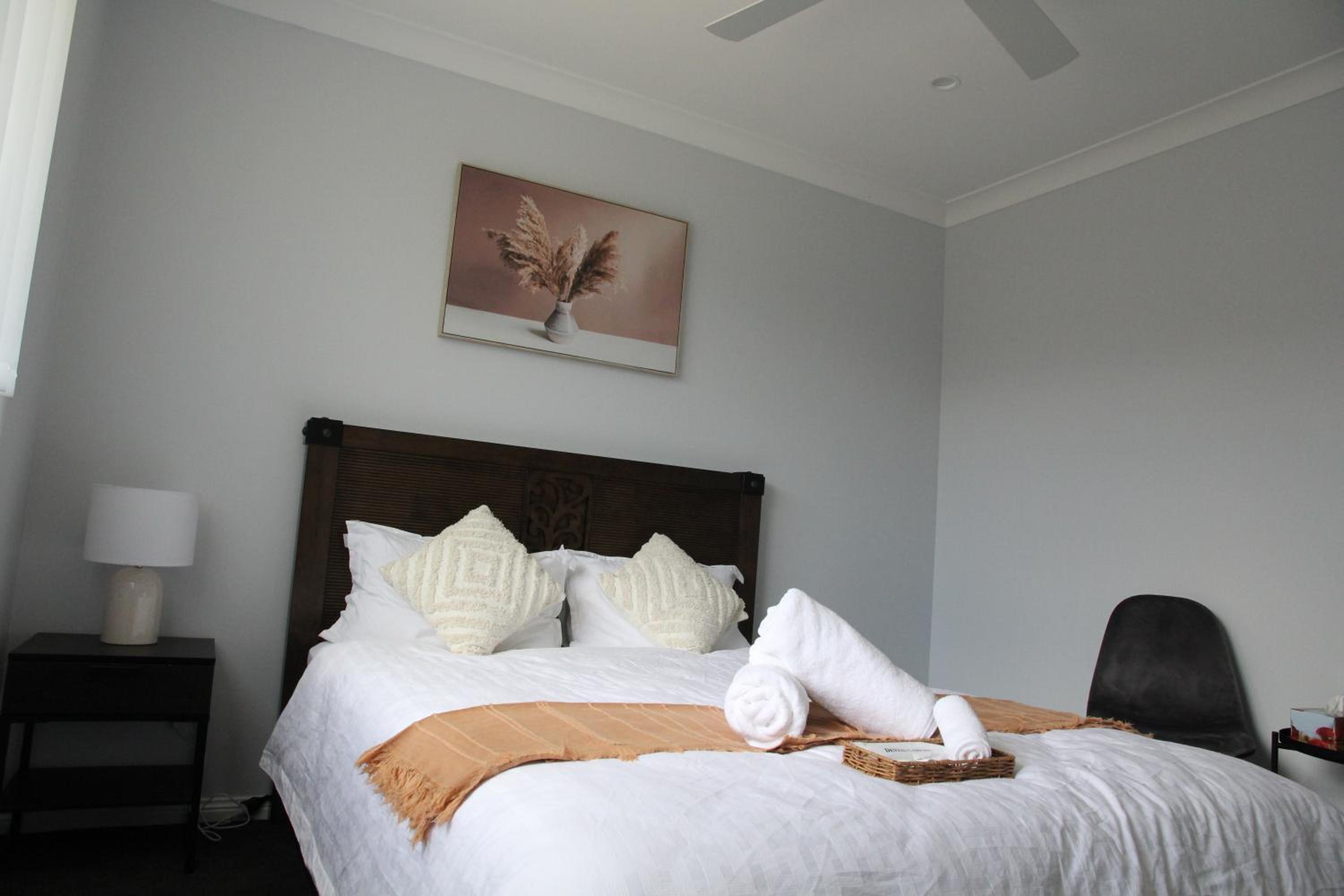 Double Room With Shared Bathroom photo 1