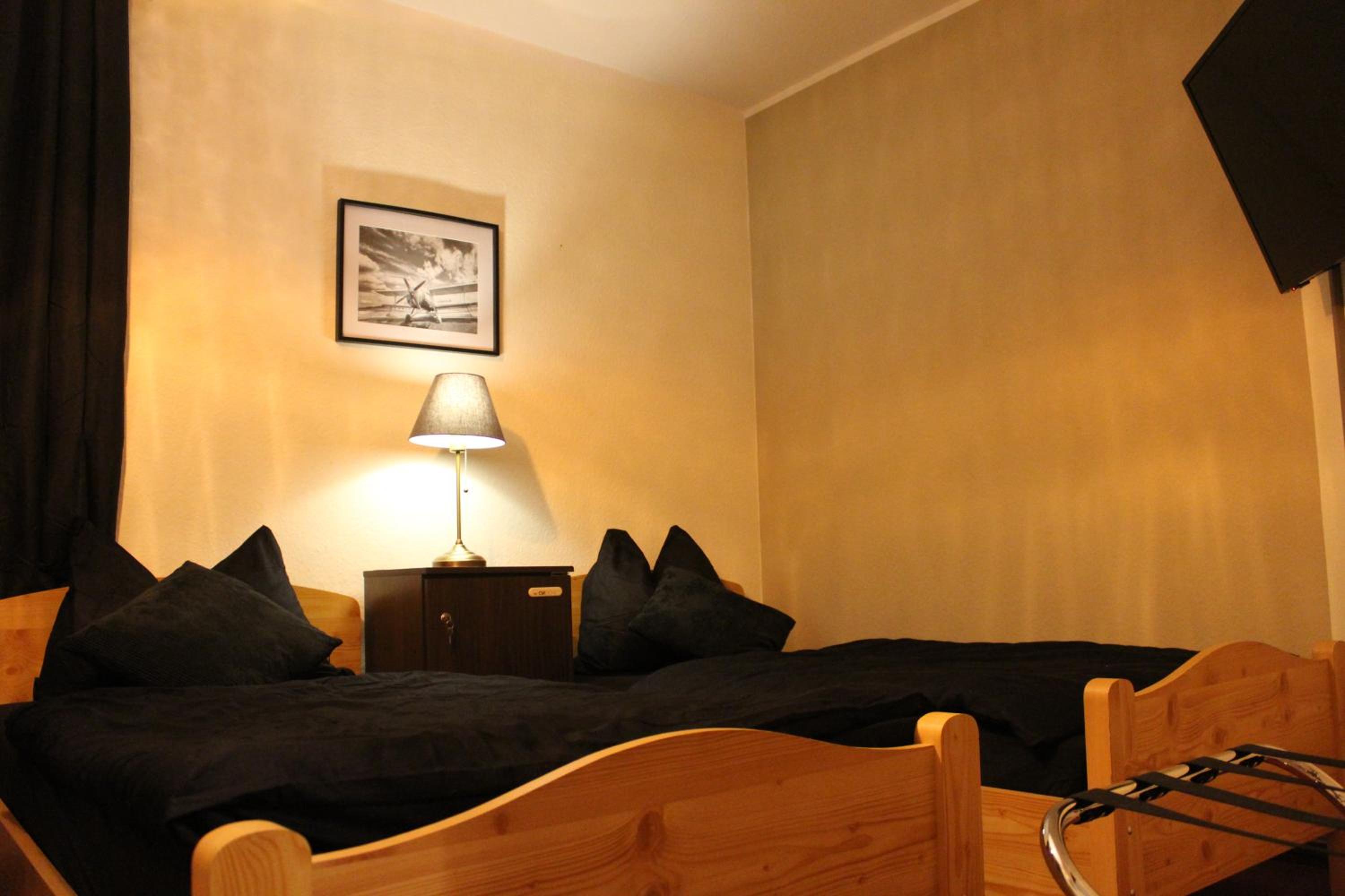 Double Room - Photo 17