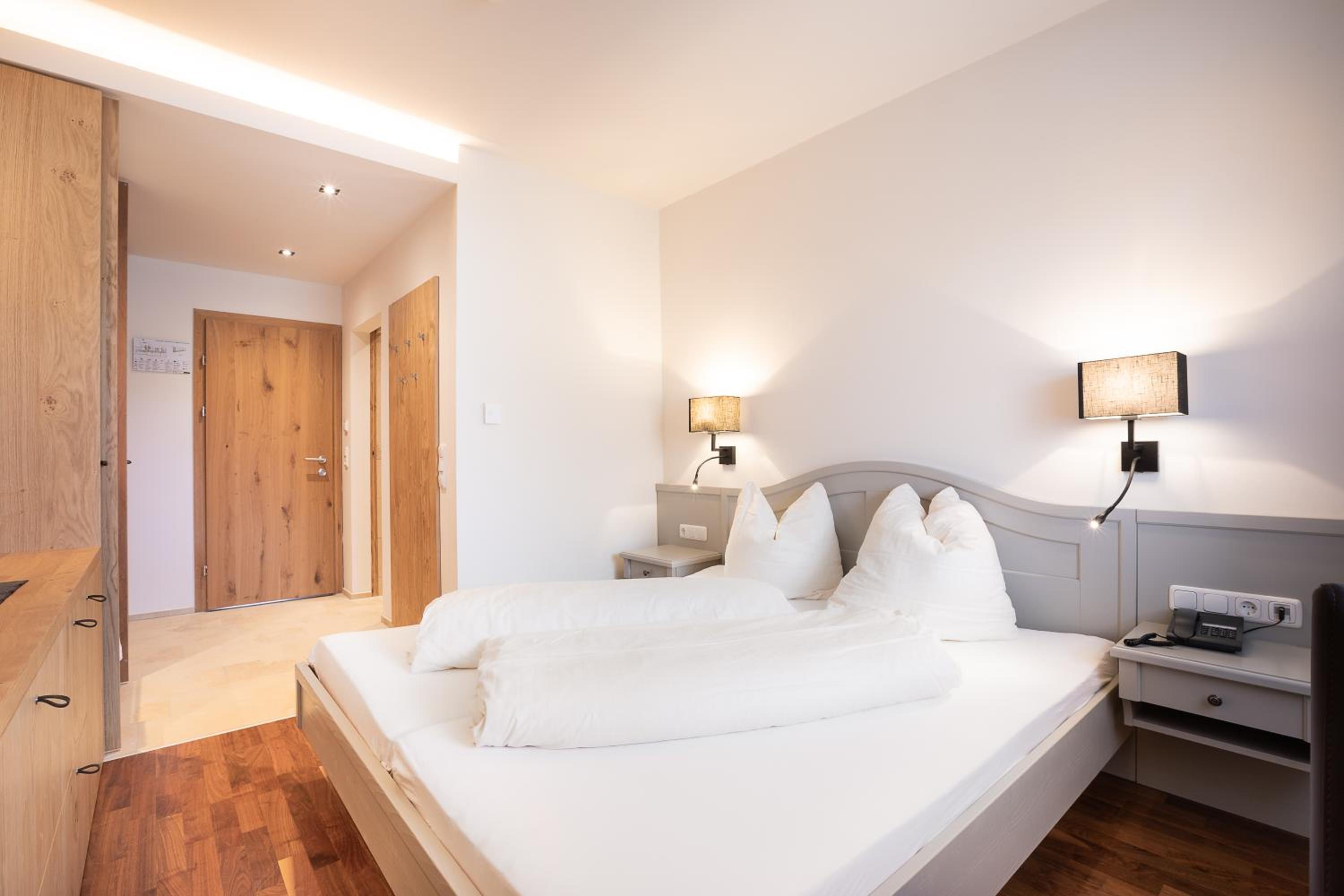 Small Double Room photo 2