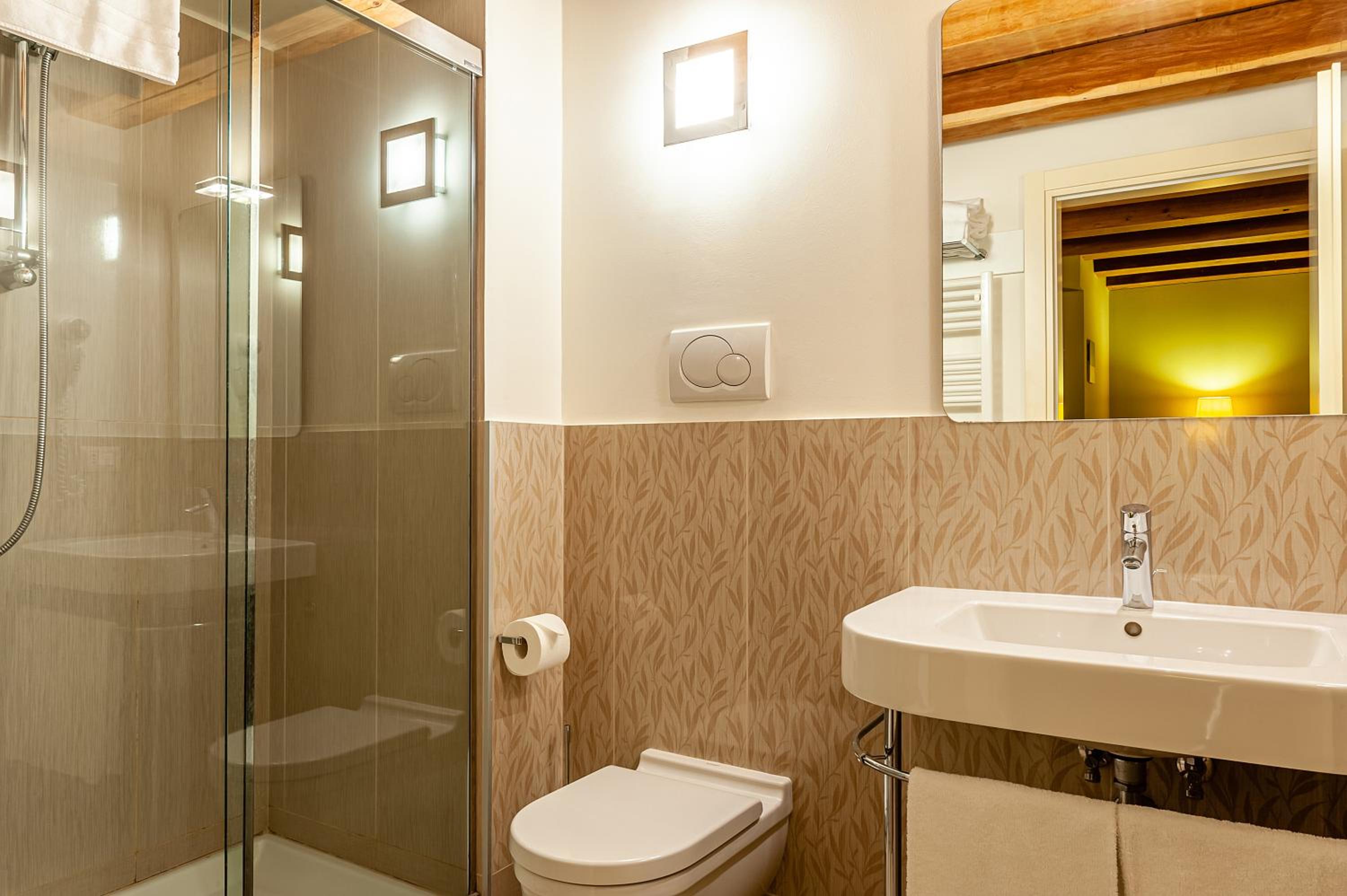 Superior Double Room - Photo 7