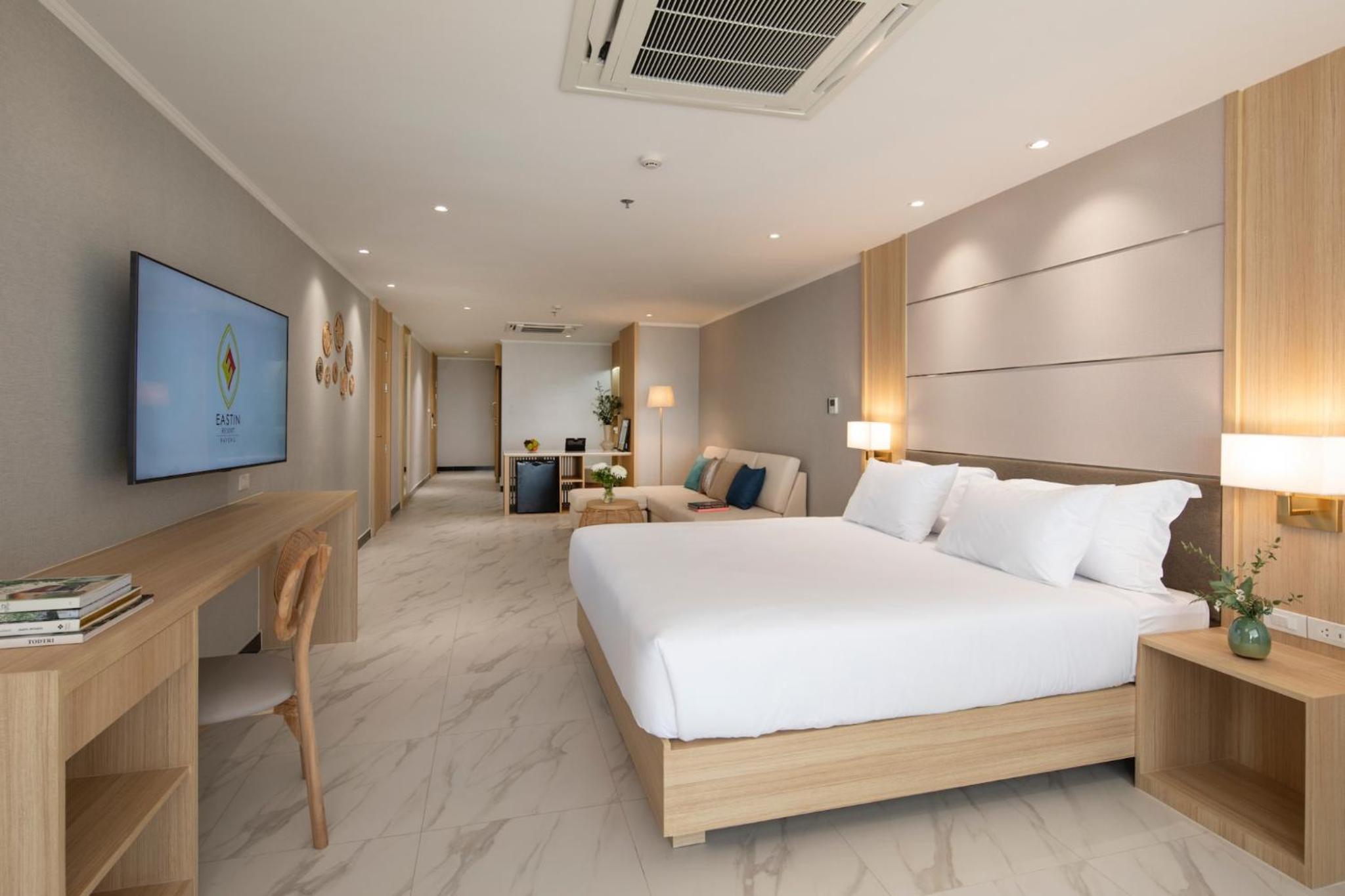 Deluxe Seaview with Bathtub - Photo 4