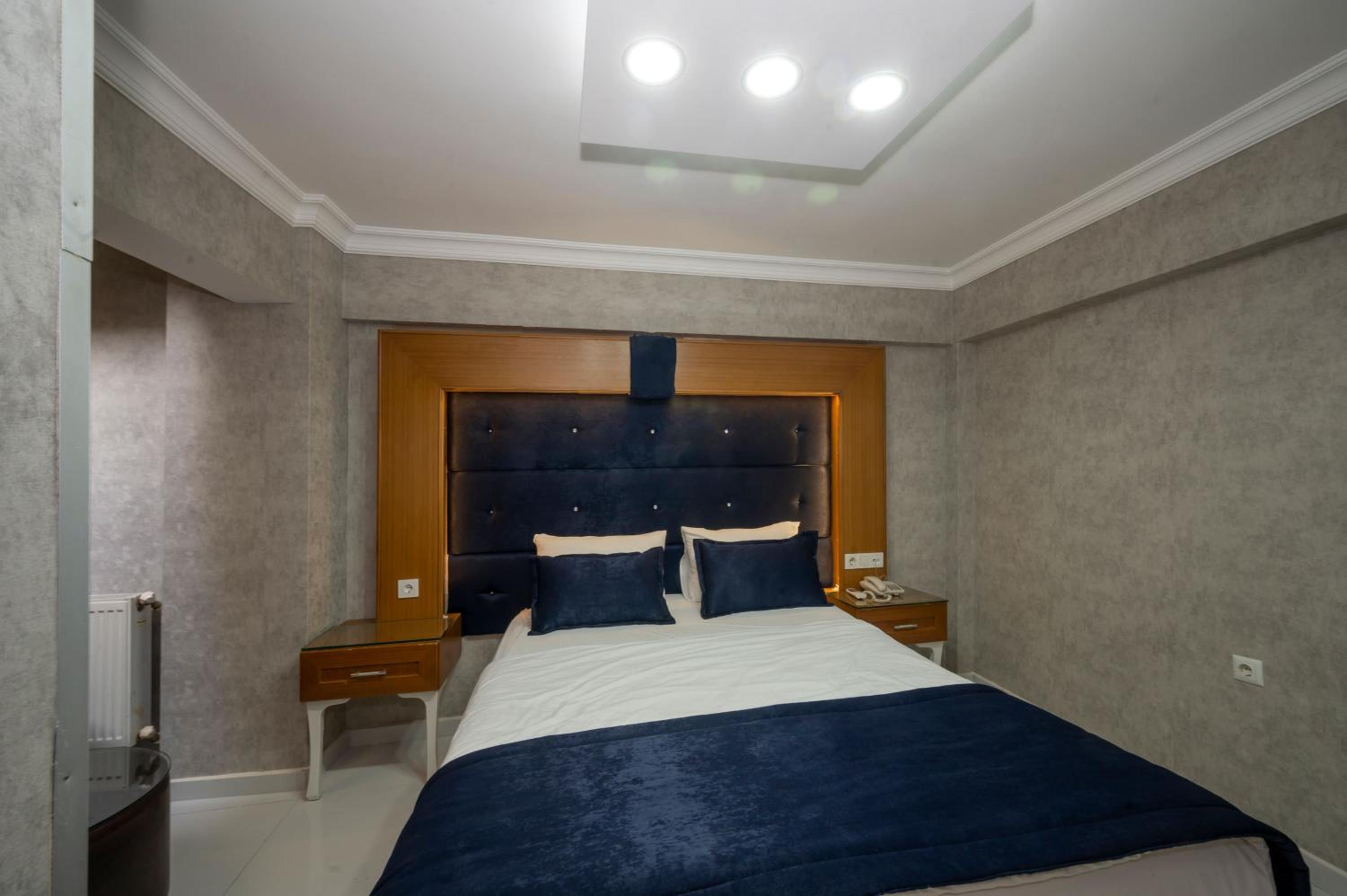 Single Room photo 2
