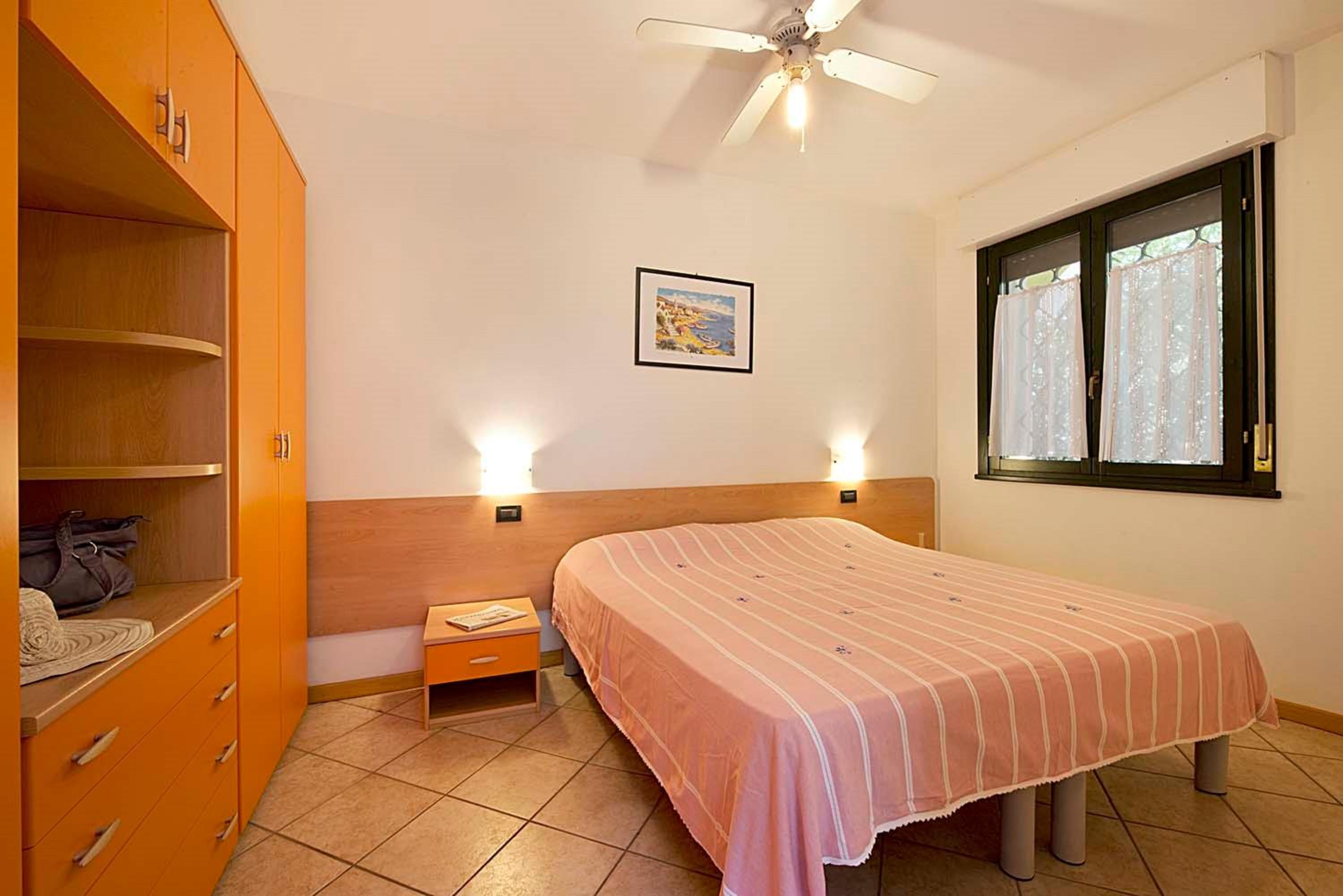 One-Bedroom Apartment - Ground Floor with Garden photo 3