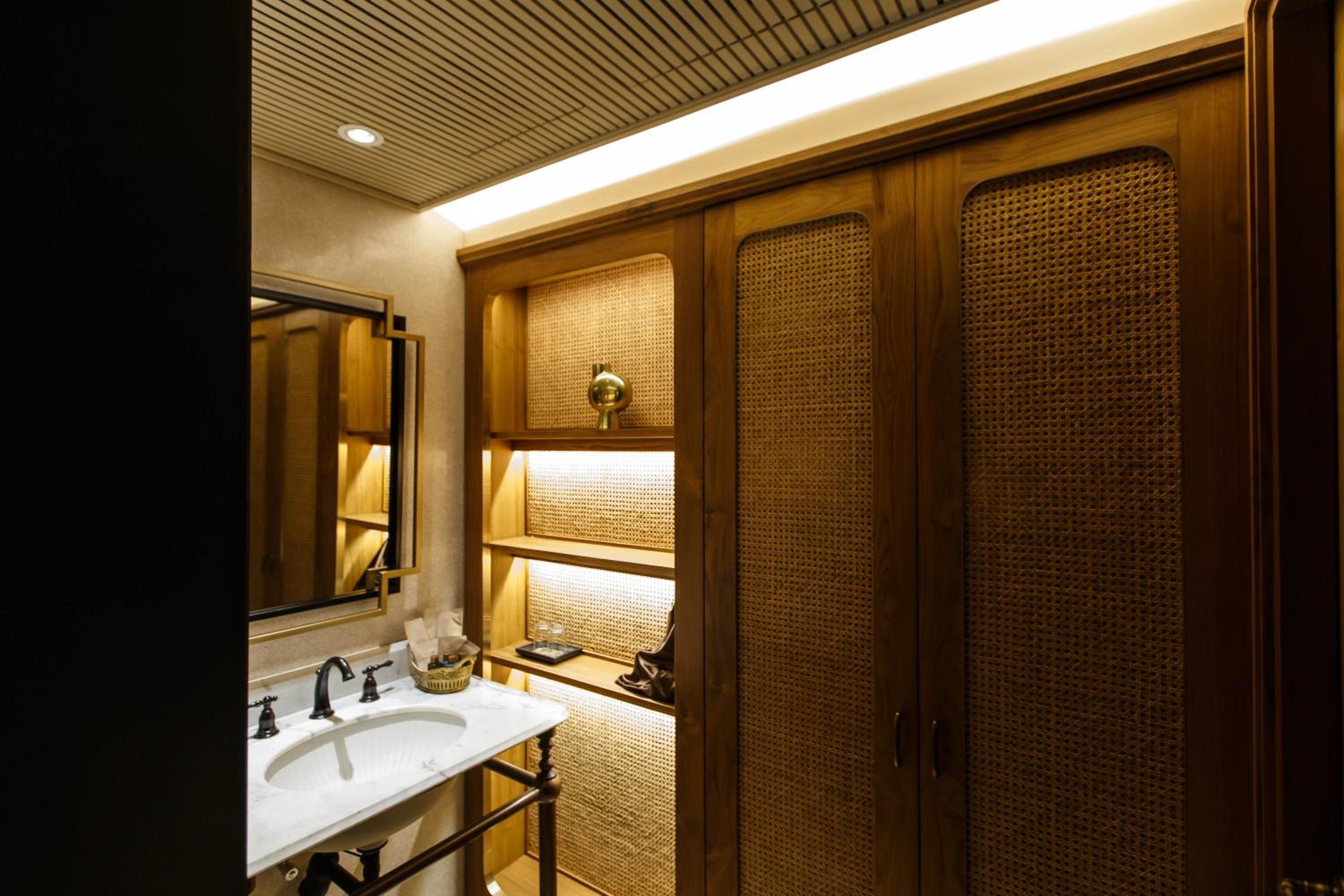 Twin Room - Photo 5