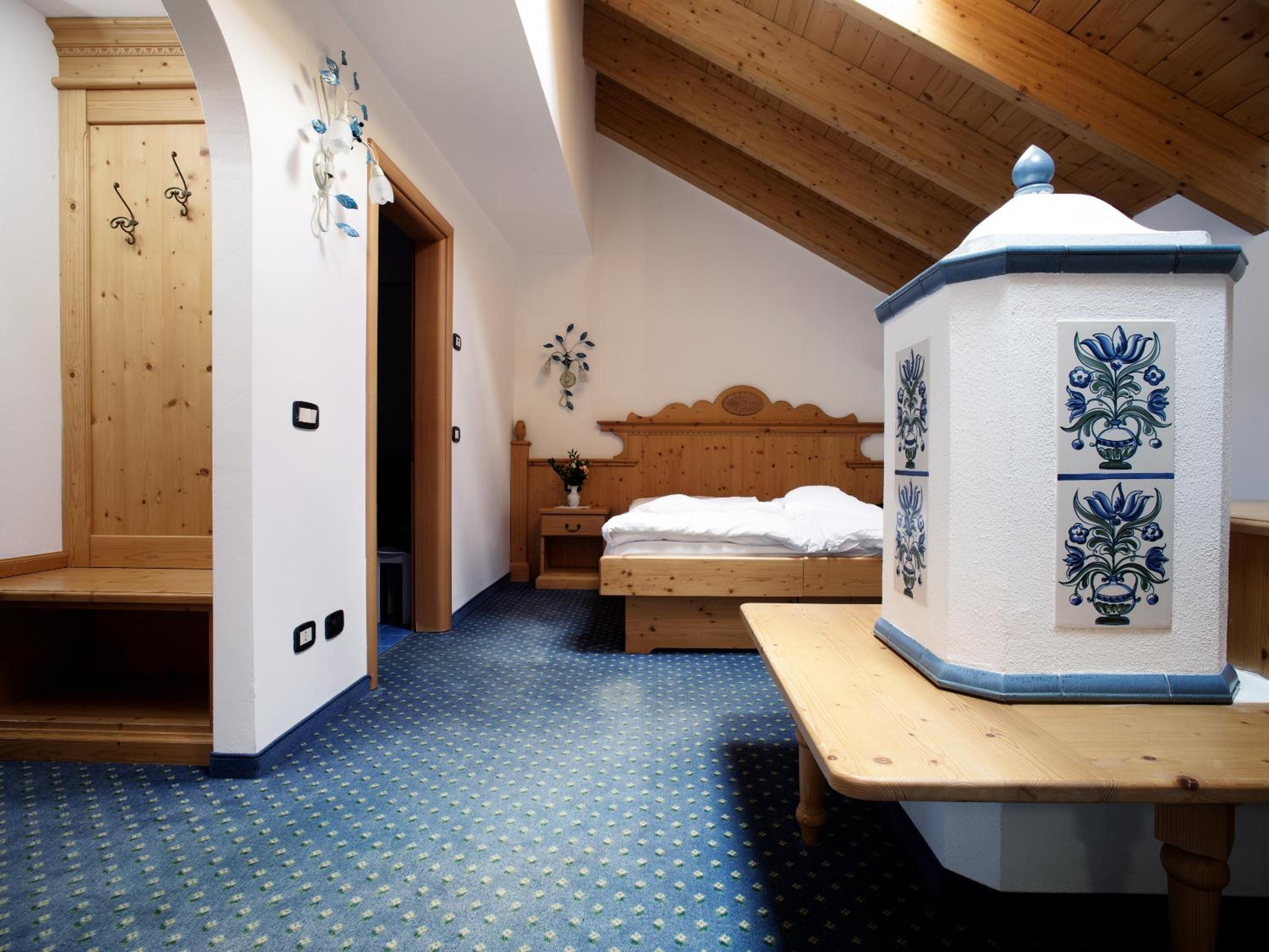 Junior Suite (2 Adults) - Photo 5