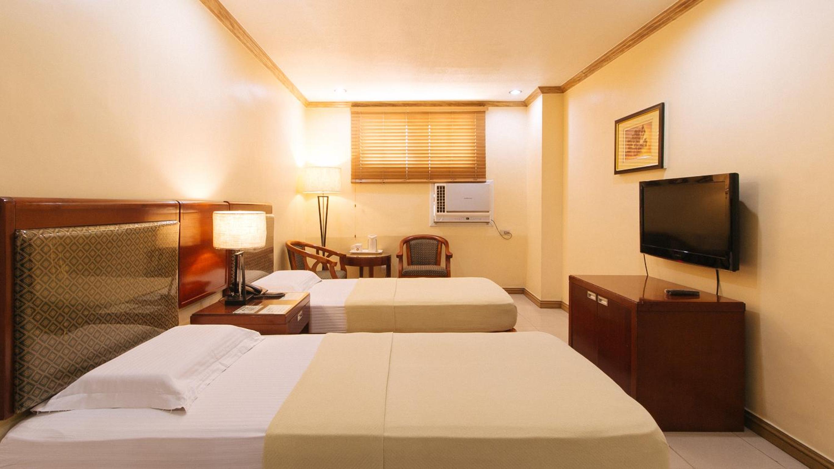 Twin Room - Photo 15