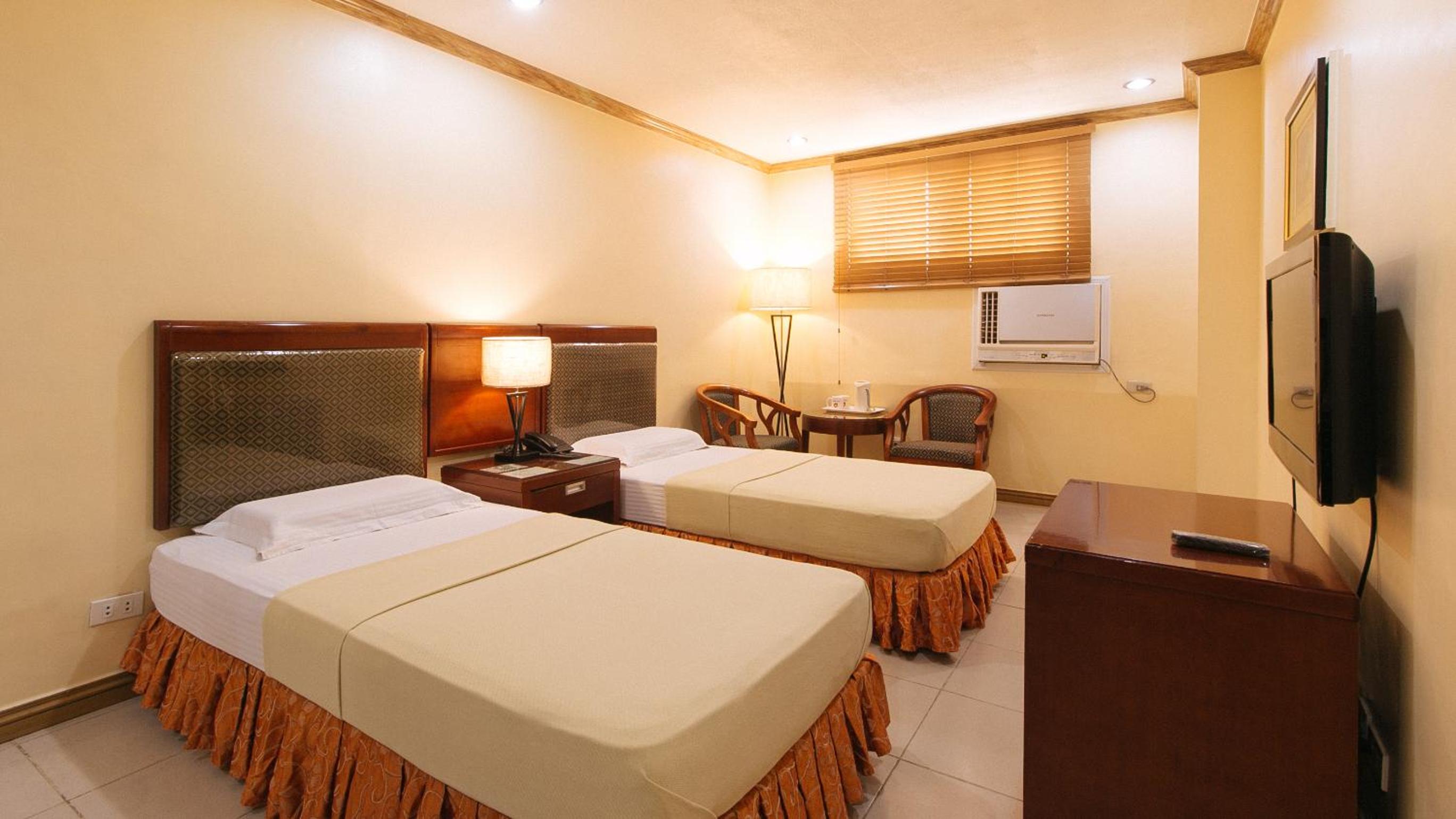 Twin Room - Photo 5