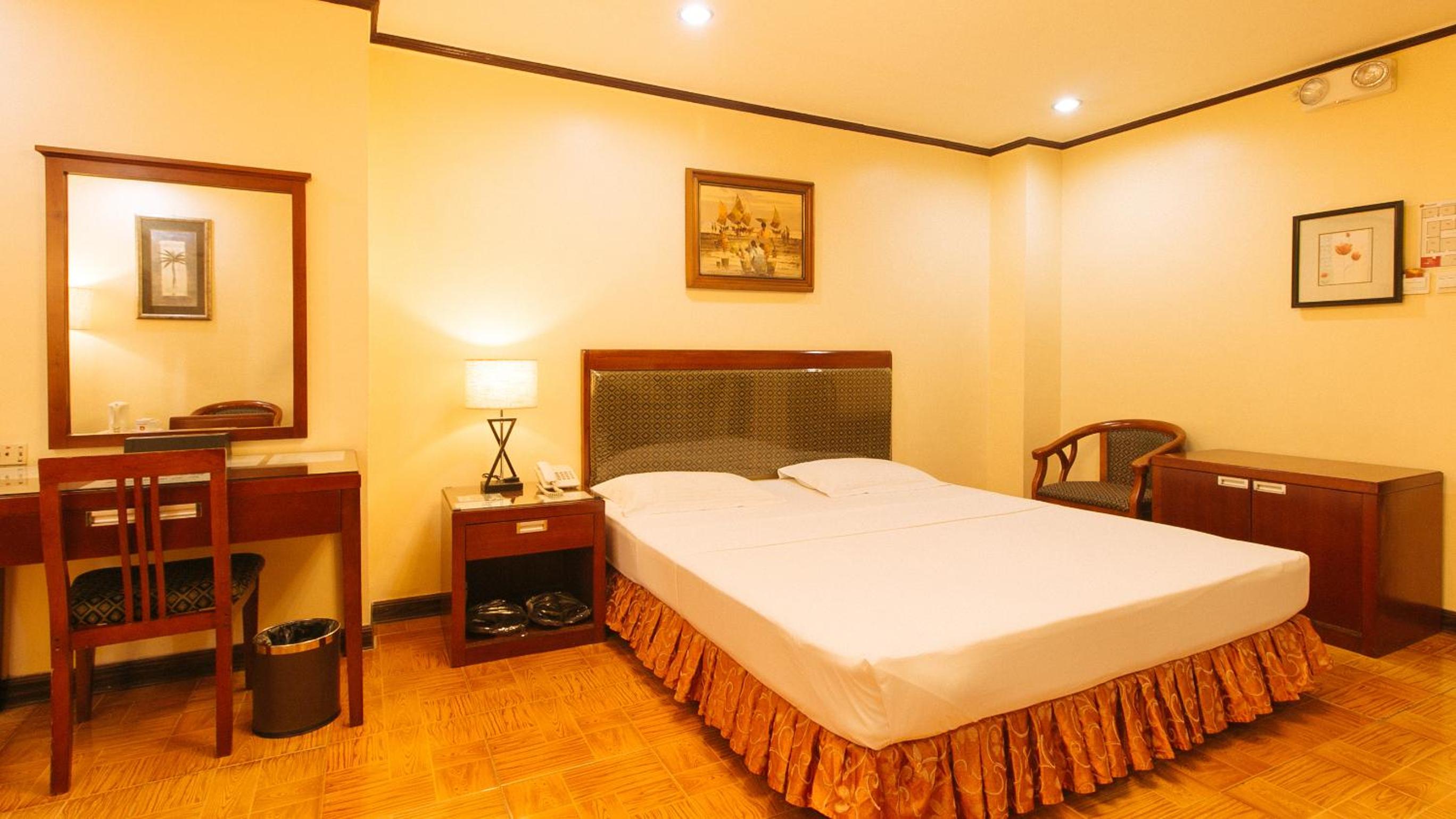 Deluxe Room - Photo 3
