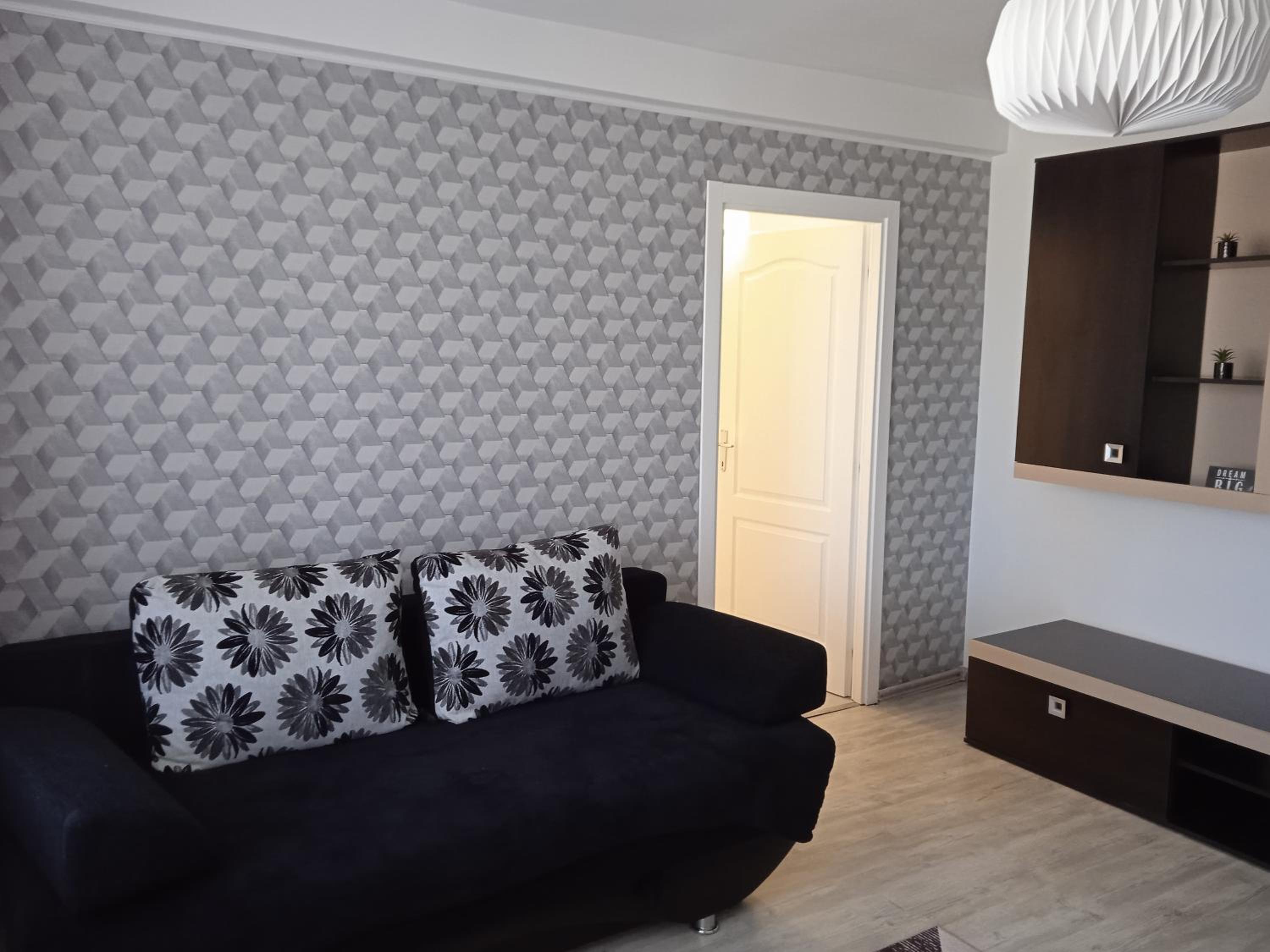 One-Bedroom Apartment - Photo 16