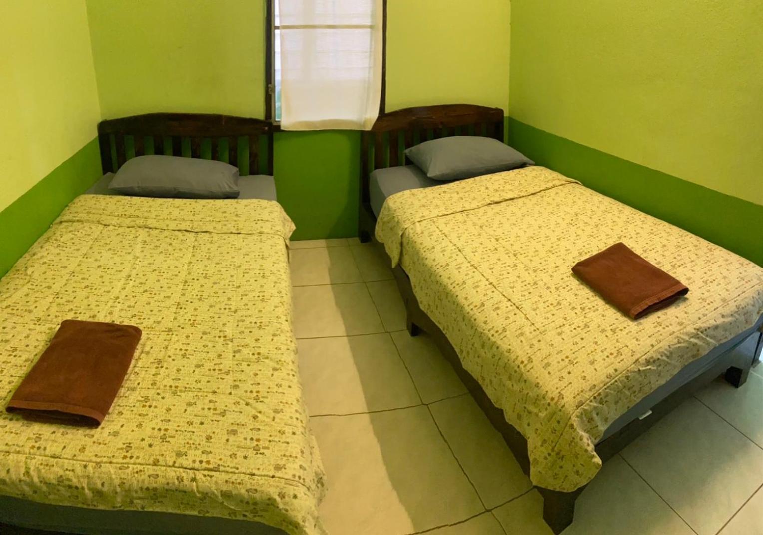 Deluxe Twin Room - Photo 11