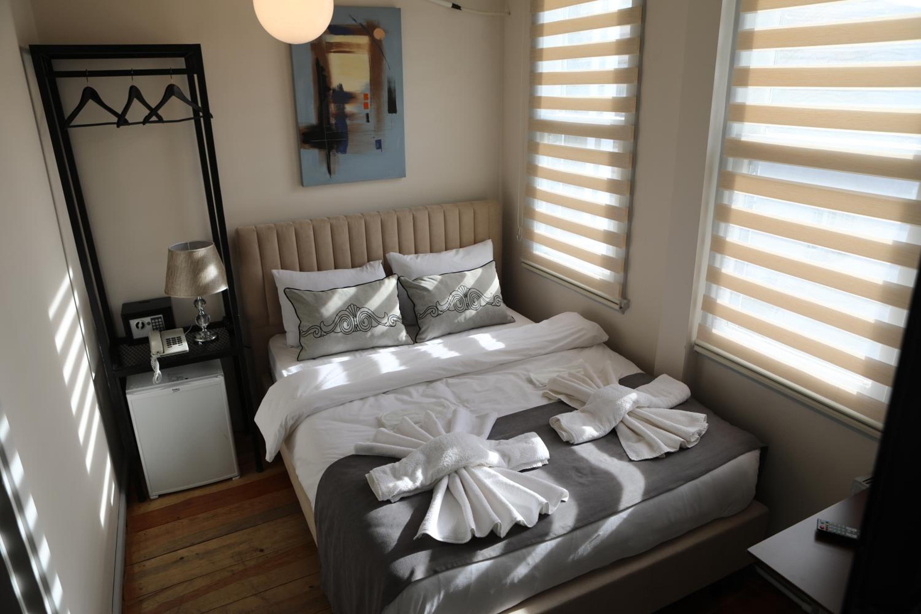 Economy Double Room photo 1