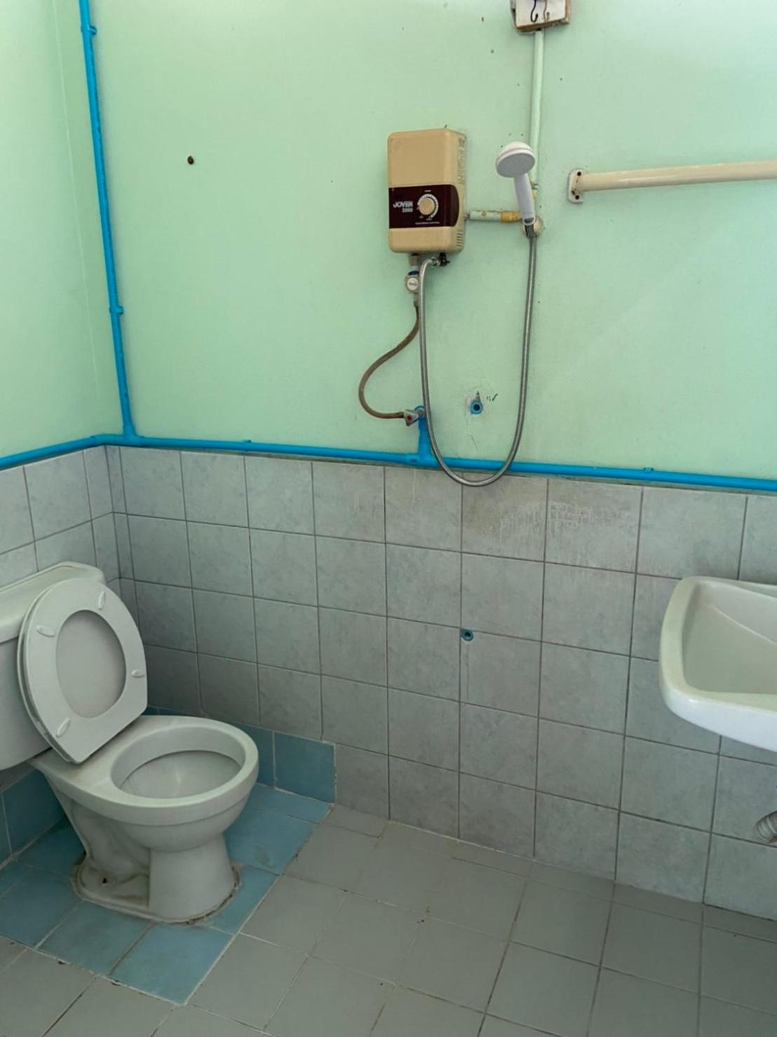 Standard Double Room with Fan - Photo 9