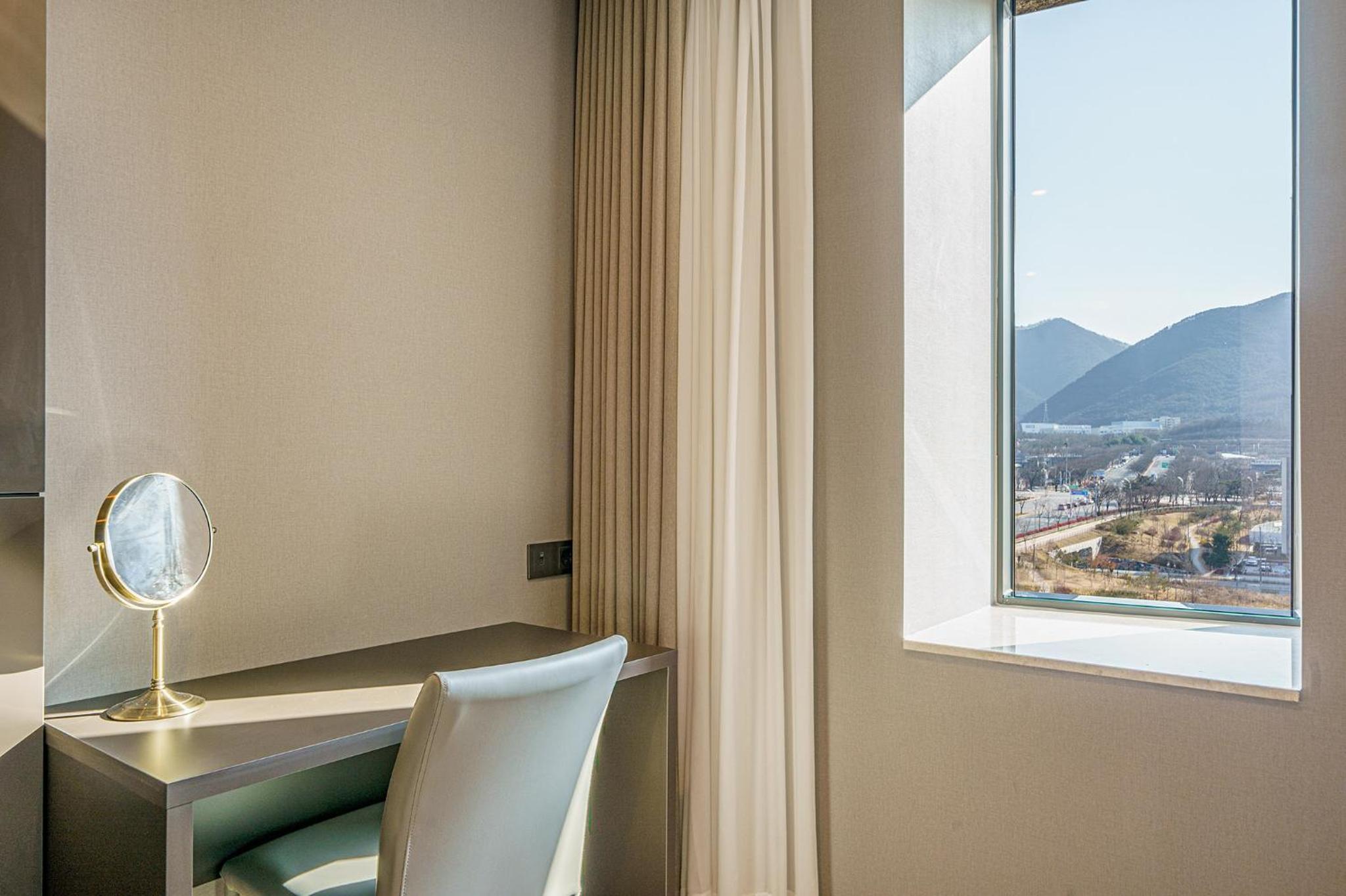 Superior Twin Room - Photo 8