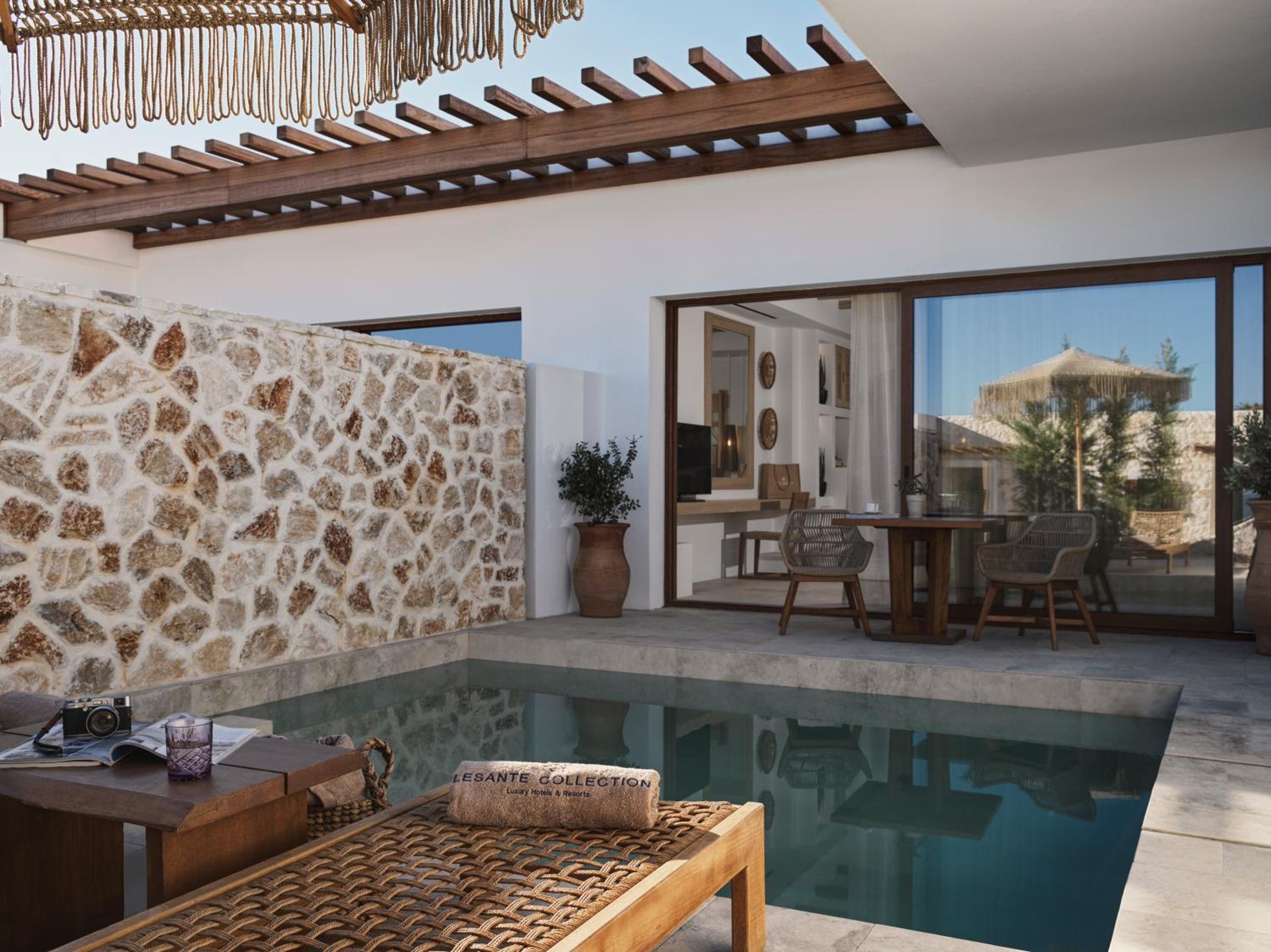 Signature Suite Garden View with Private Pool - Photo 4