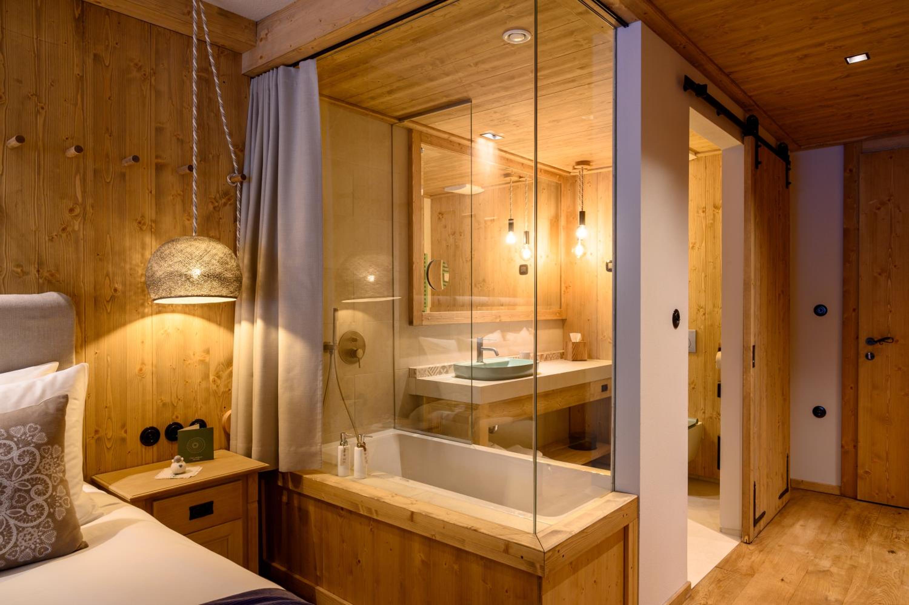 Junior Suite - Photo 1