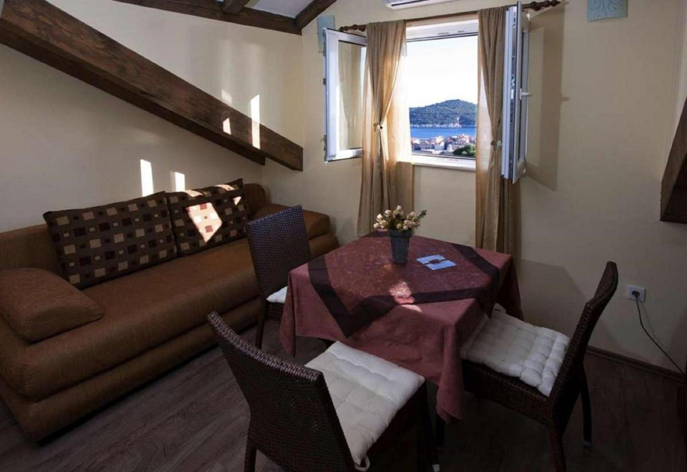 One-Bedroom Apartment with Sea View