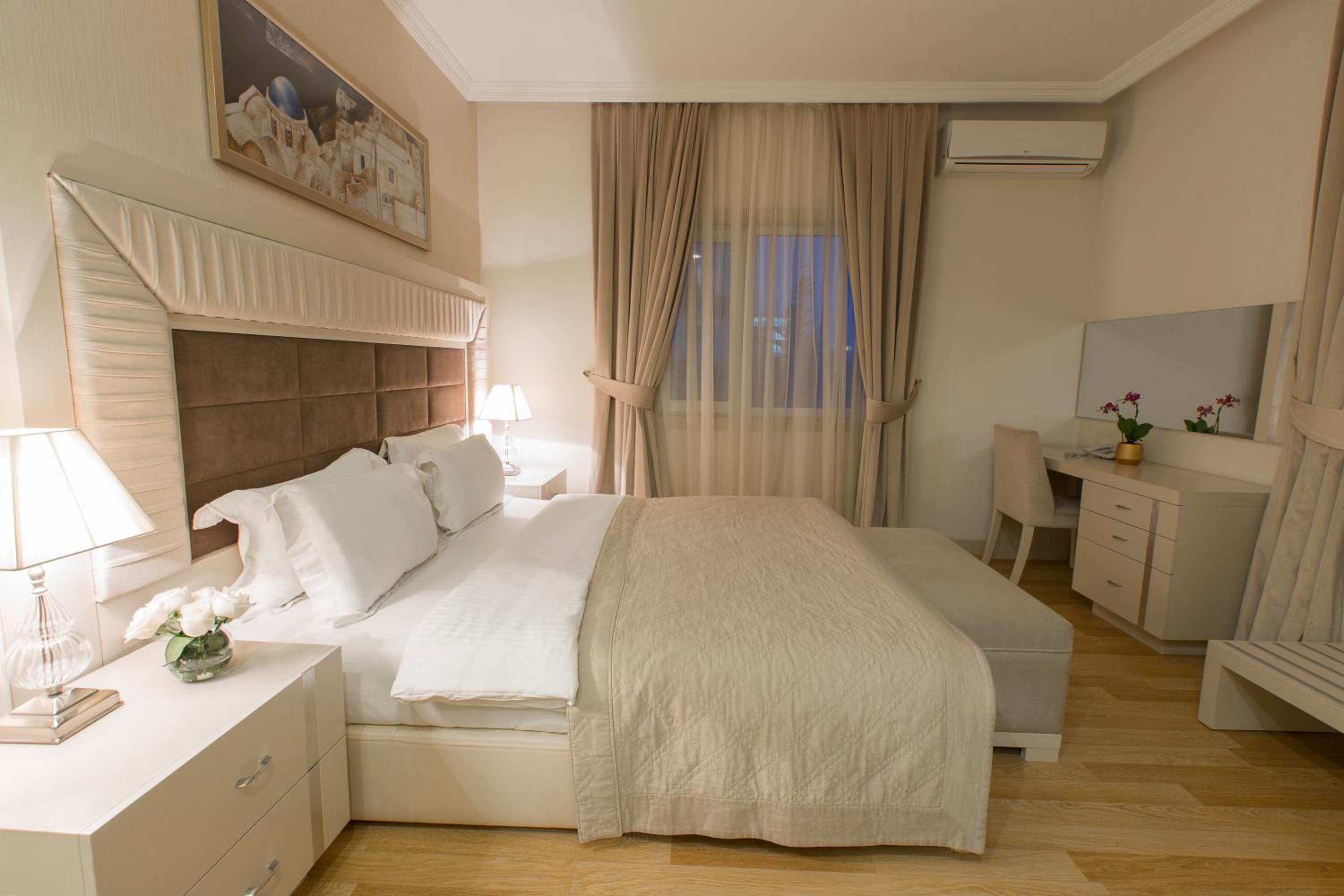 One-Bedroom Cottage