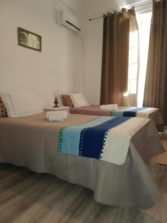 Quadruple Room - Photo 7
