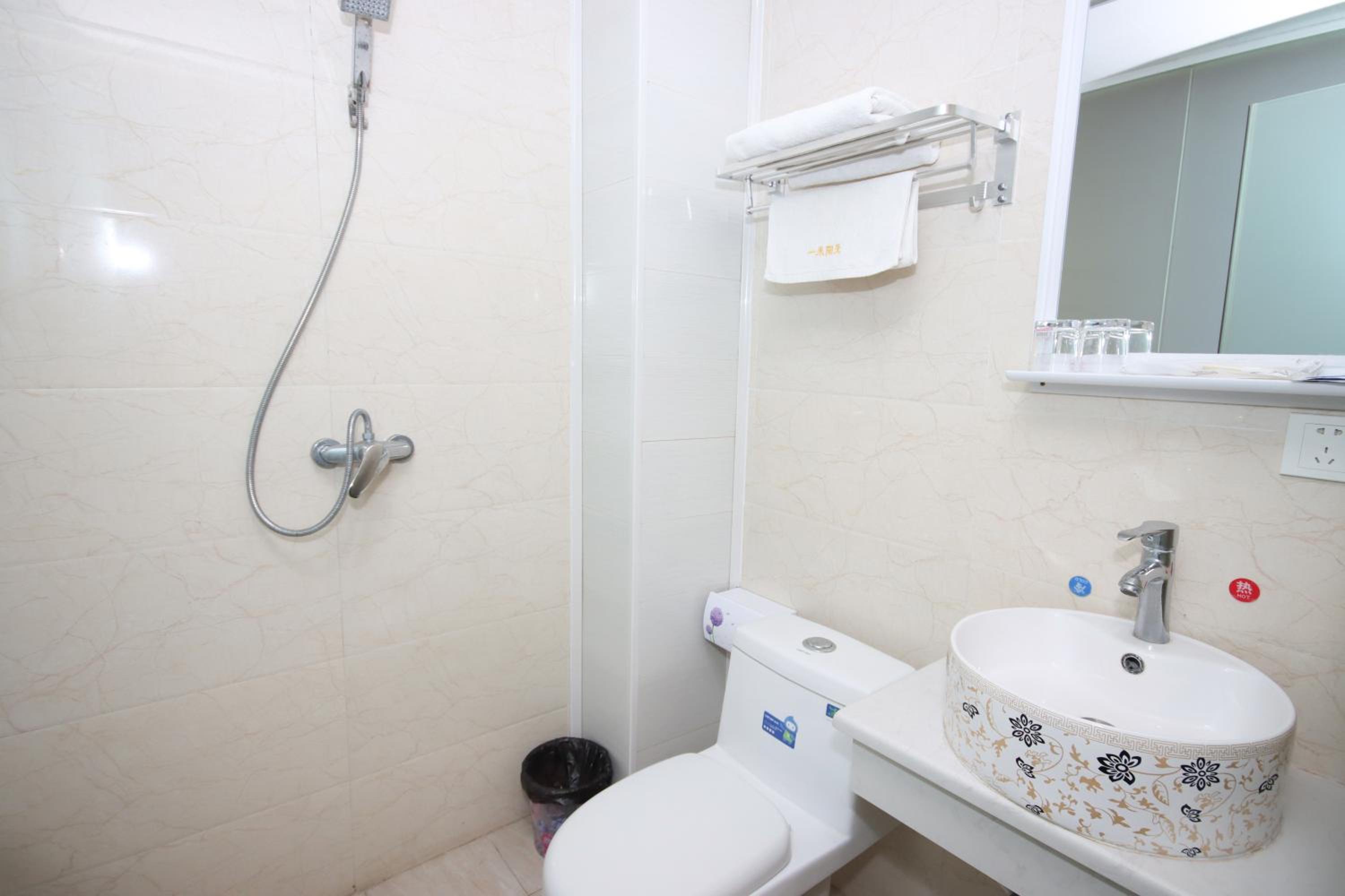 Triple Room with Balcony photo 2