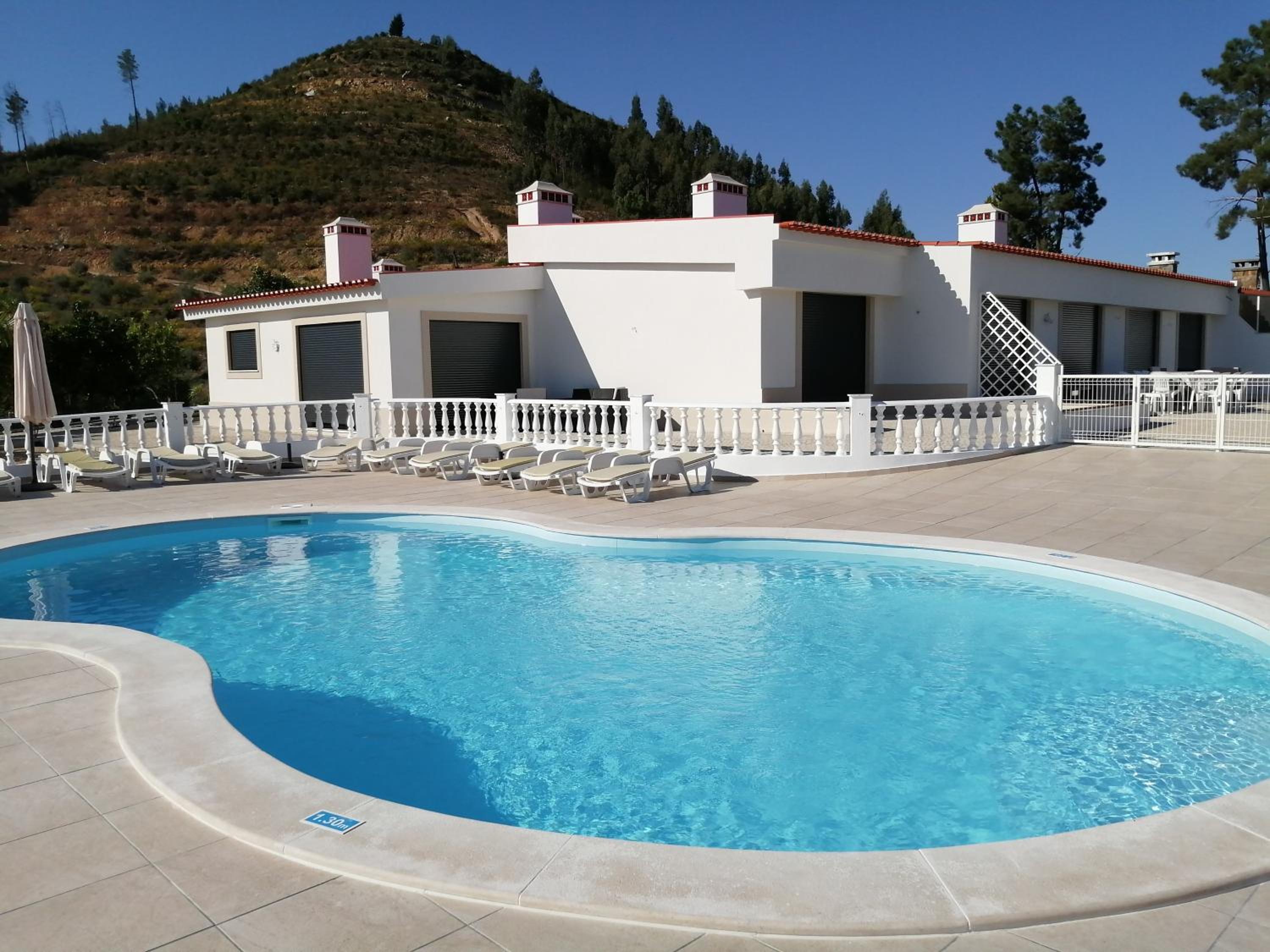 Two-Bedroom Villa - Photo 12