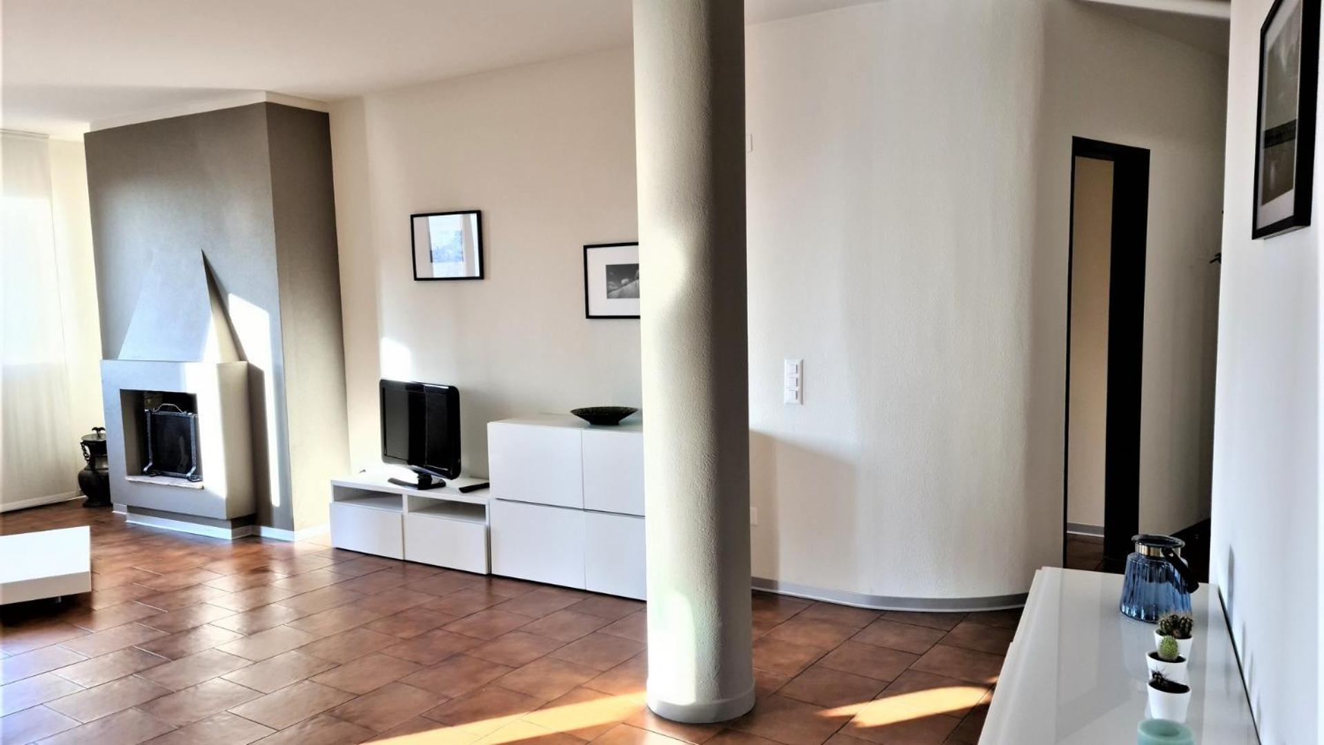 Three-Bedroom Apartment, Dependence photo 2