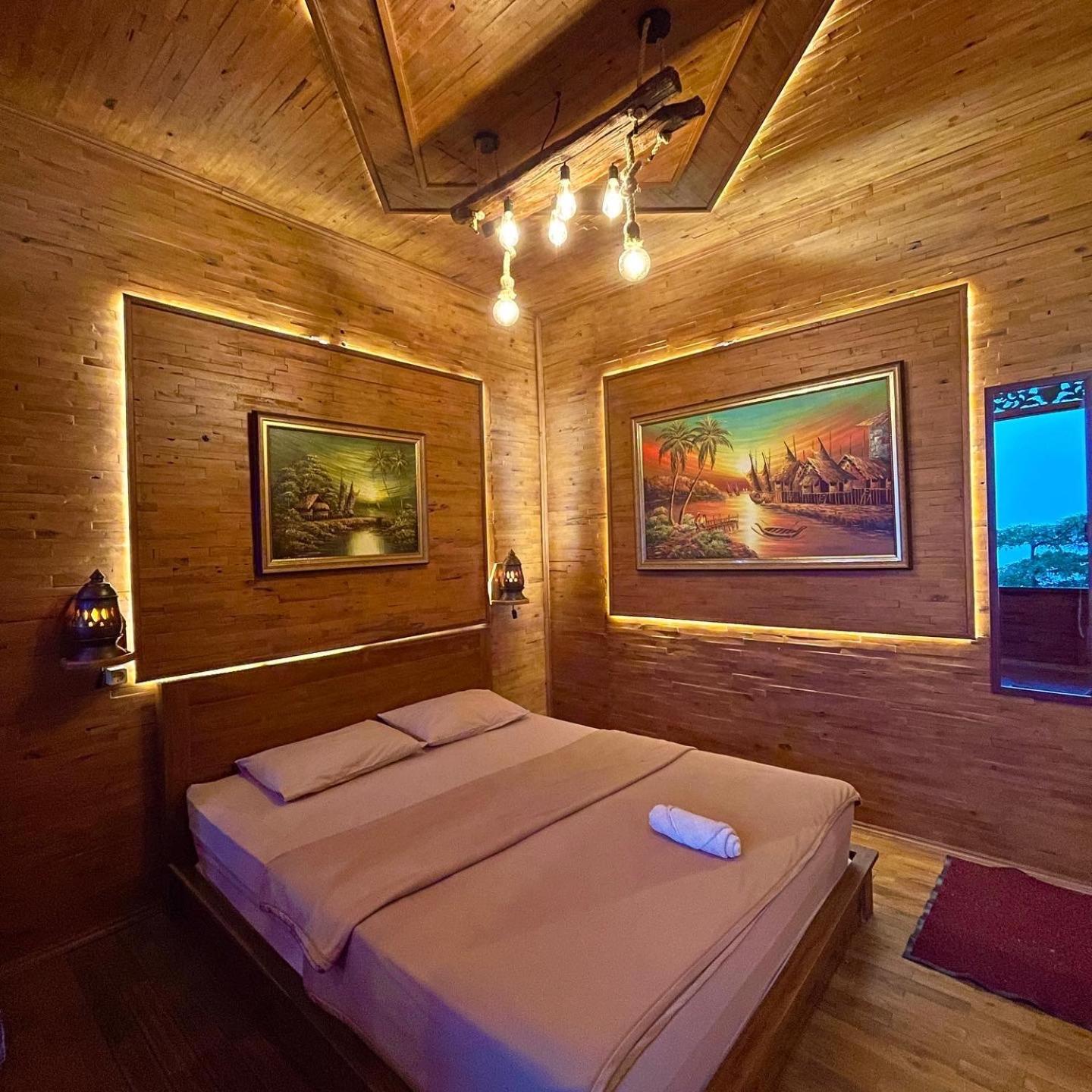 Double Room with Lake View photo 1