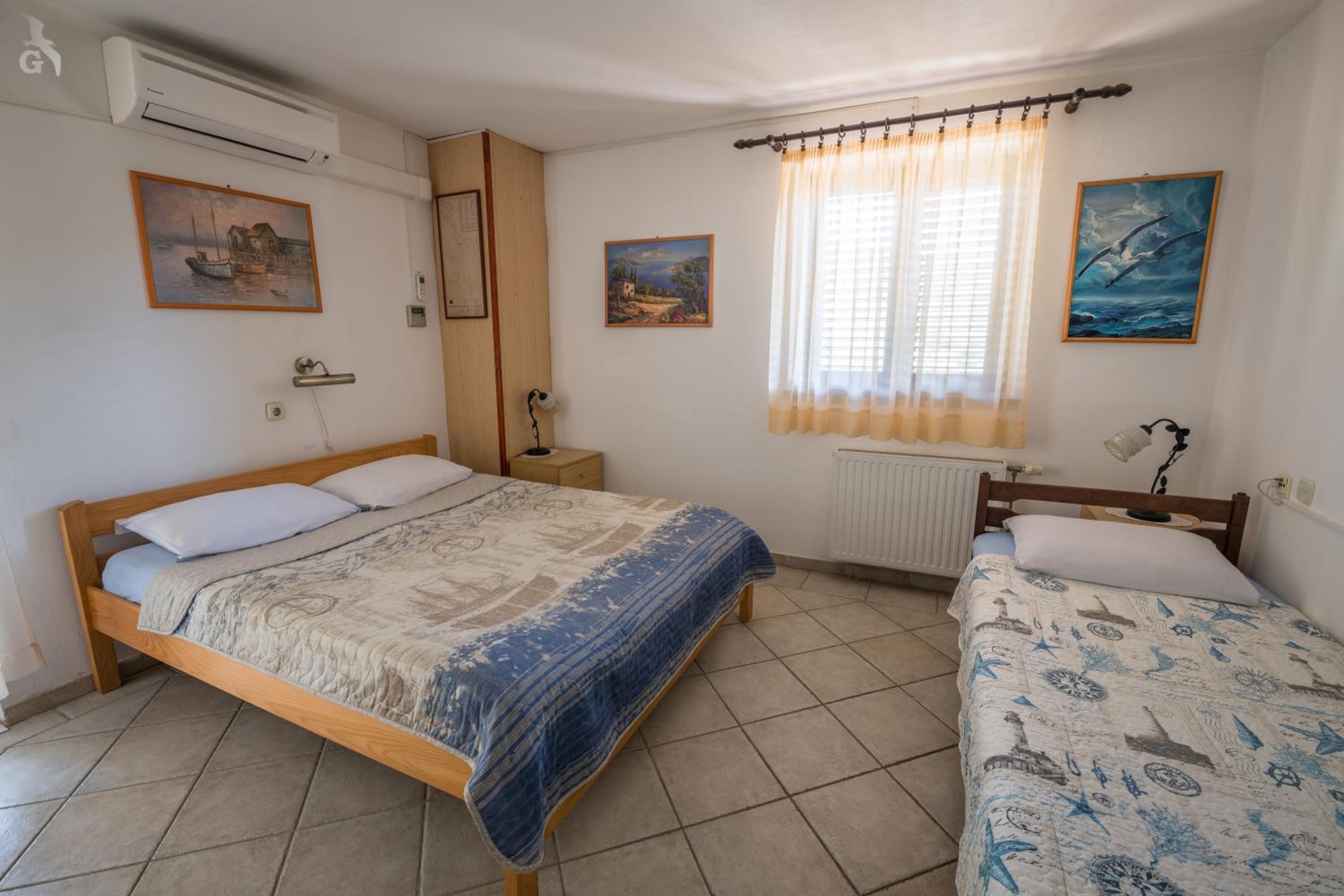 Studio  with Balcony (3 Adults) photo 1