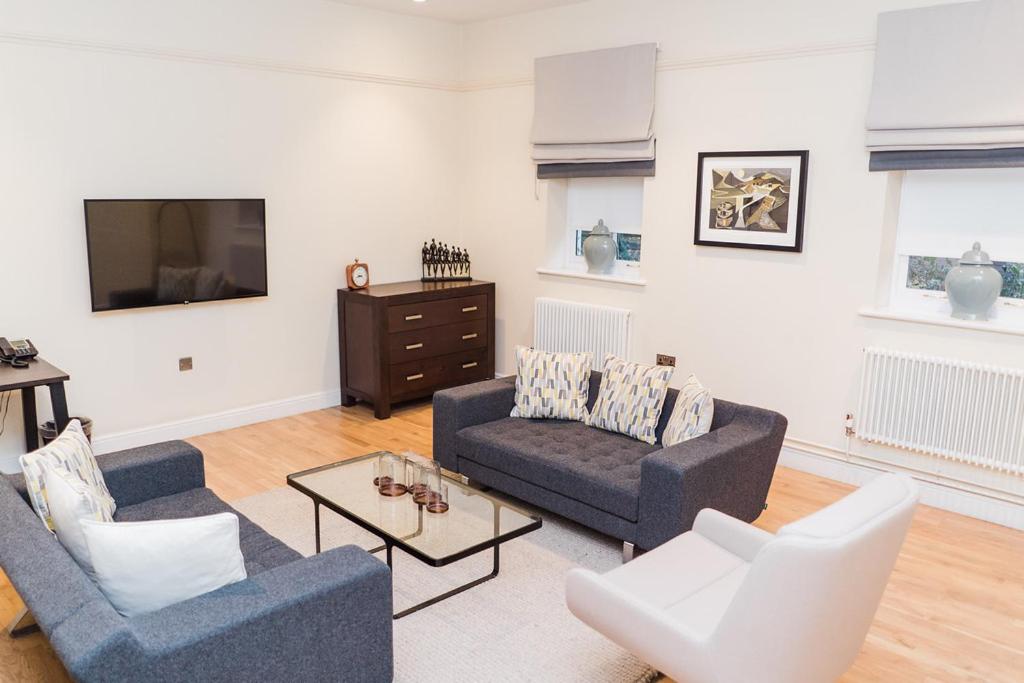 Apartment photo 1