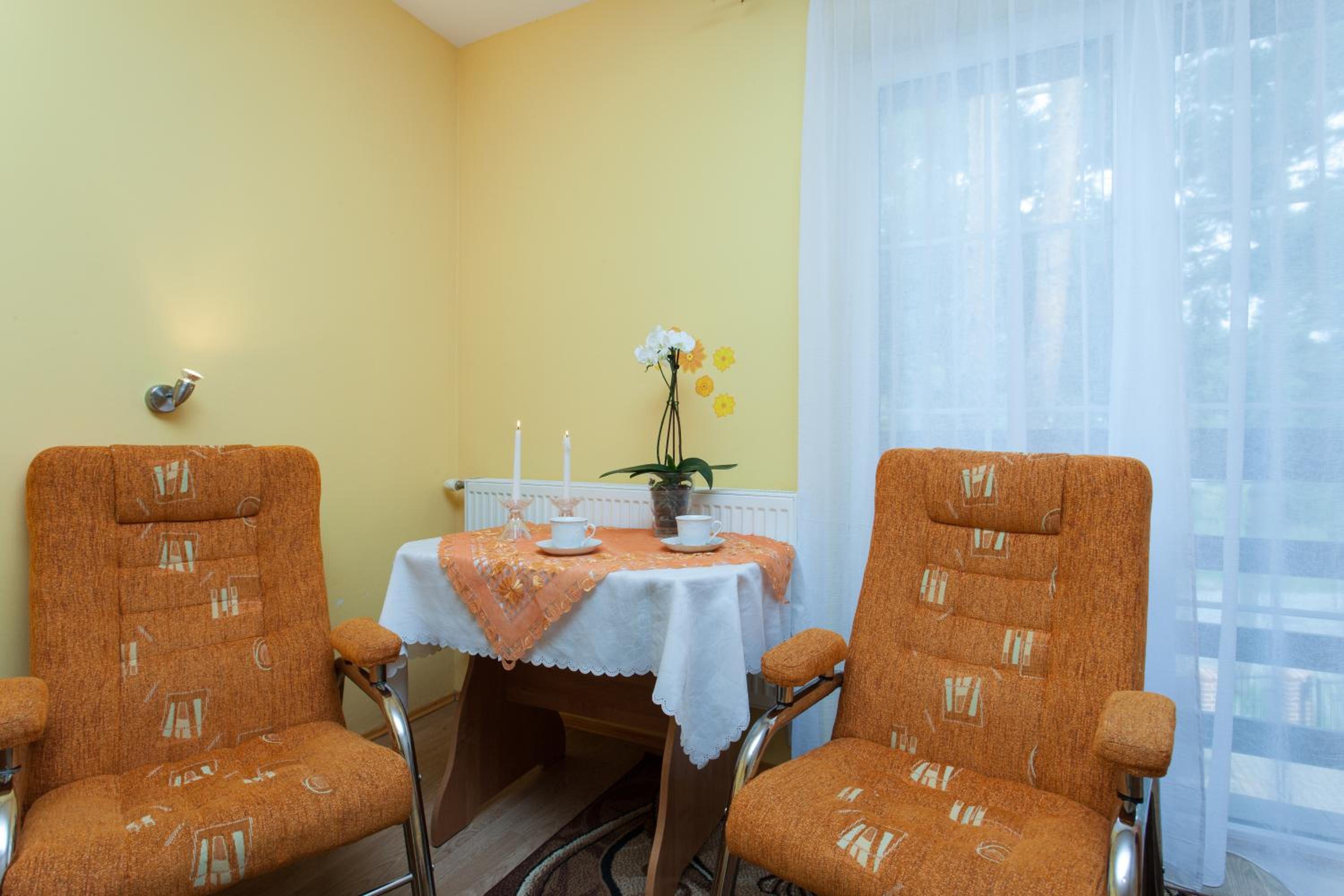 Triple Room - Photo 8