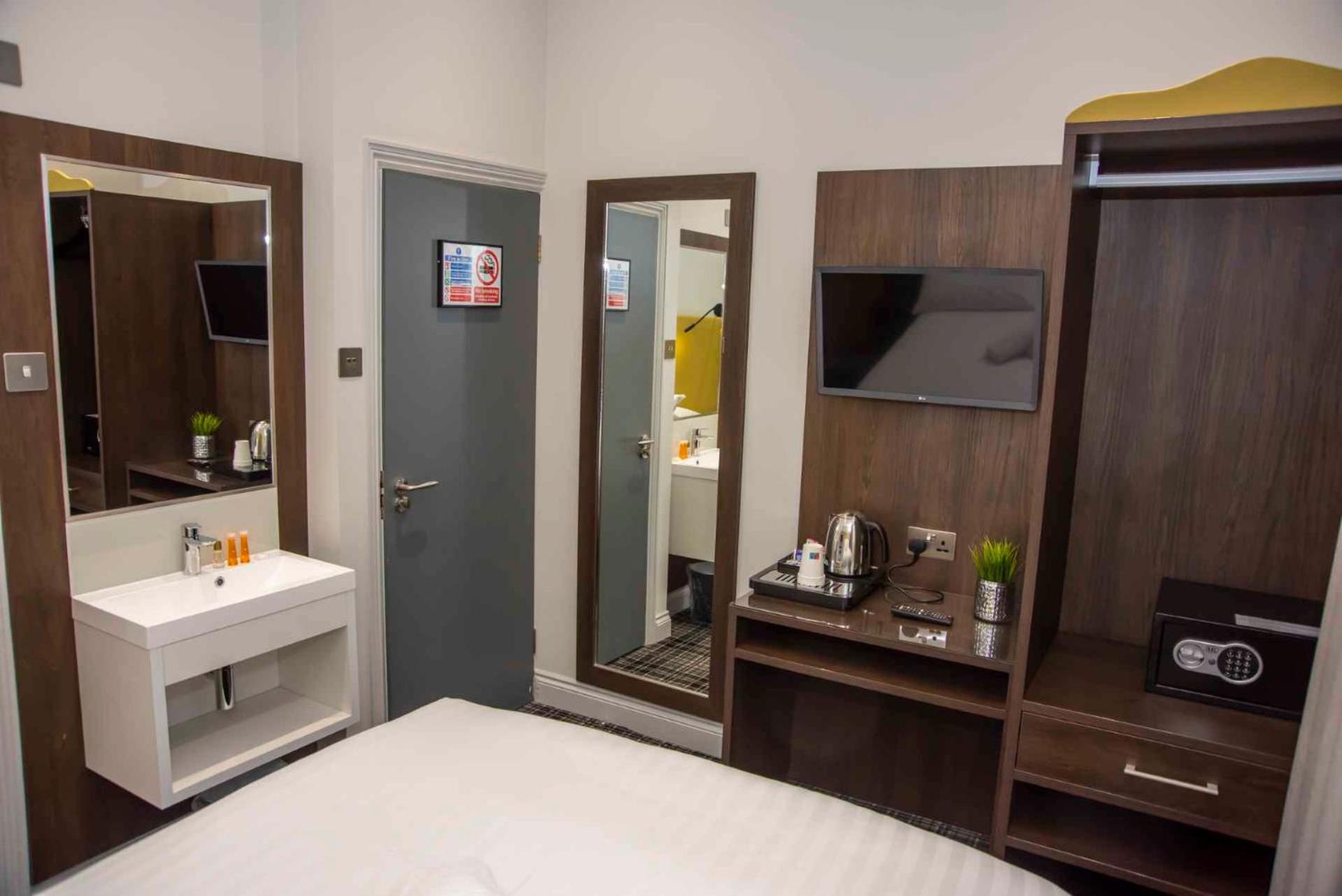 Double Room photo 3