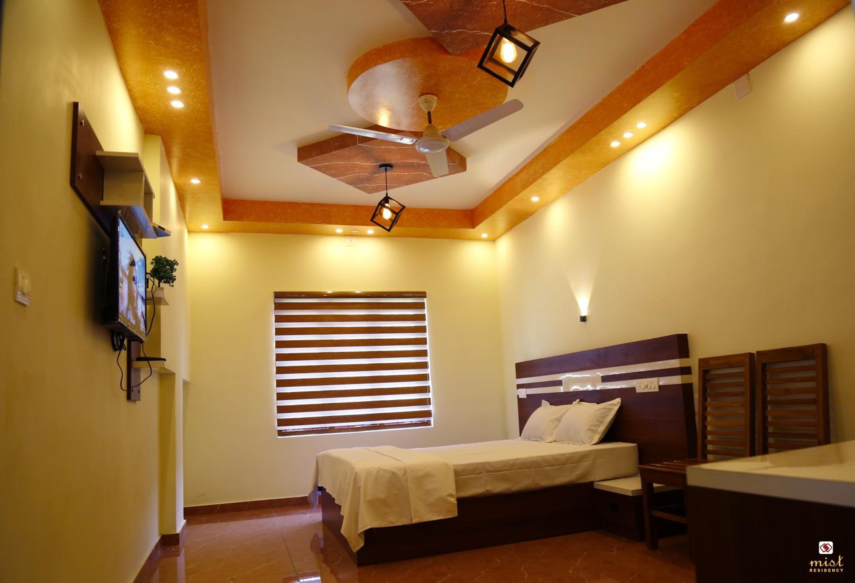 Deluxe Double Room - Photo 11