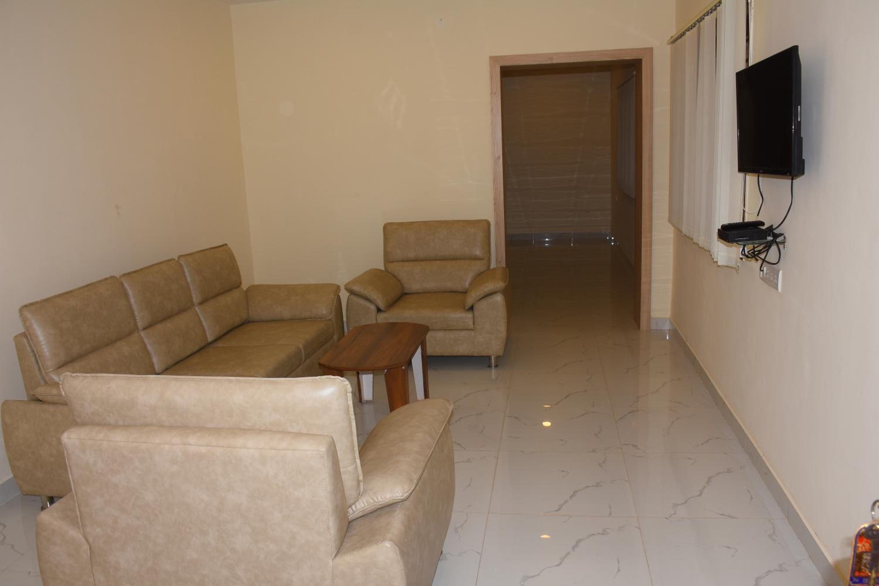 Deluxe Suite photo 2