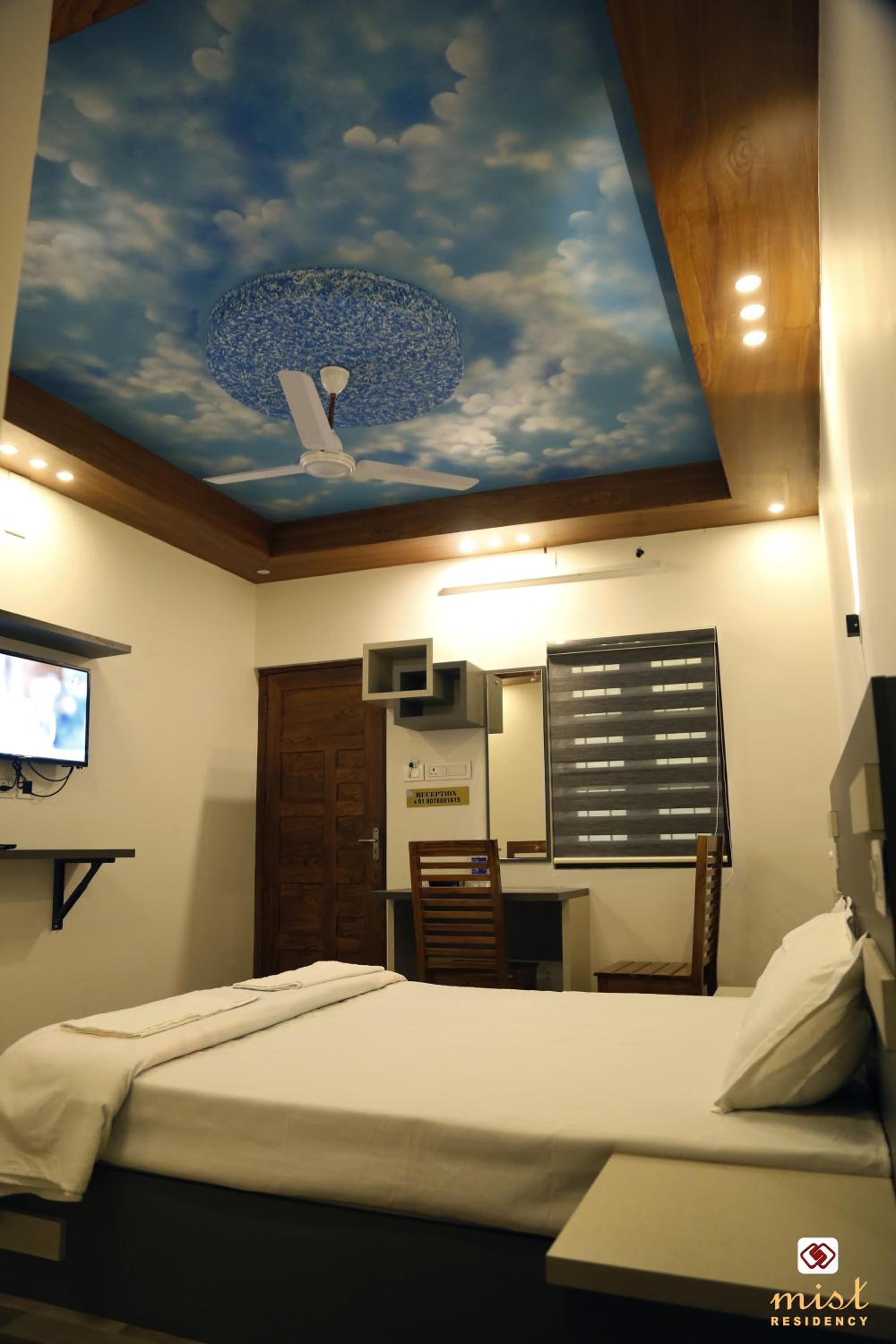 Deluxe Double Room - Photo 10