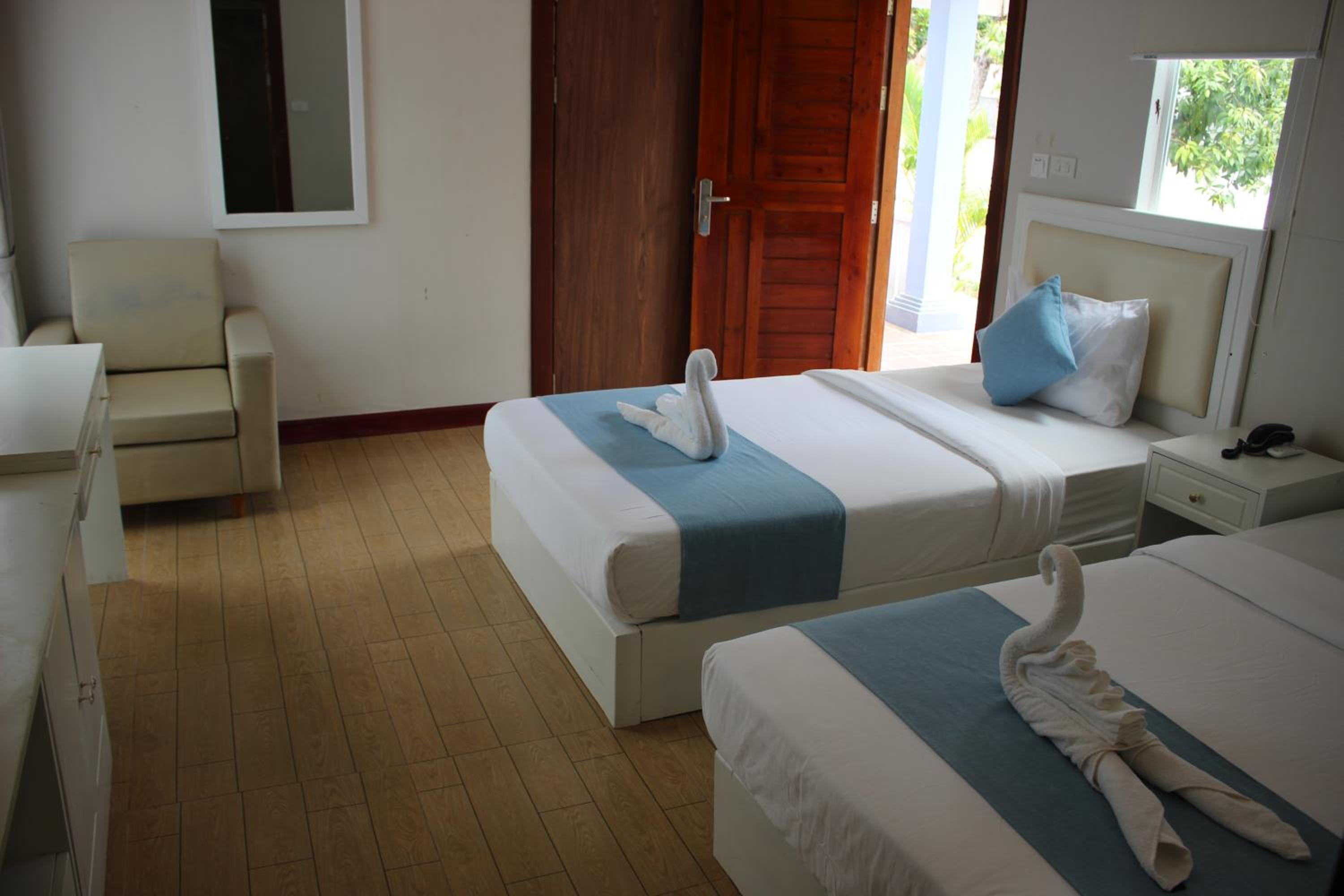 Superior Twin Room - Photo 3