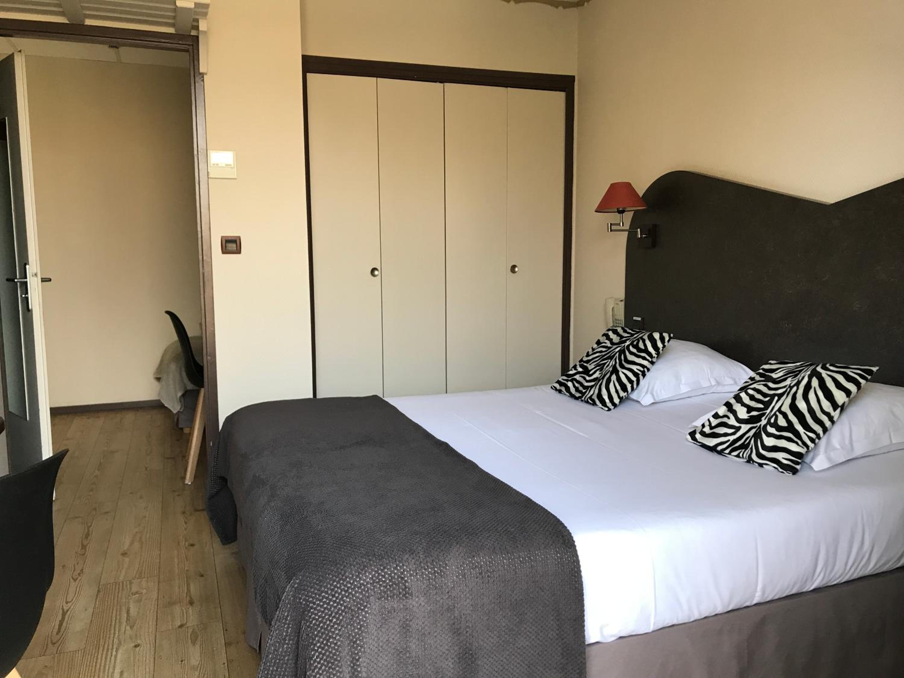Comfort Triple Room (3 Adults) - Photo 3