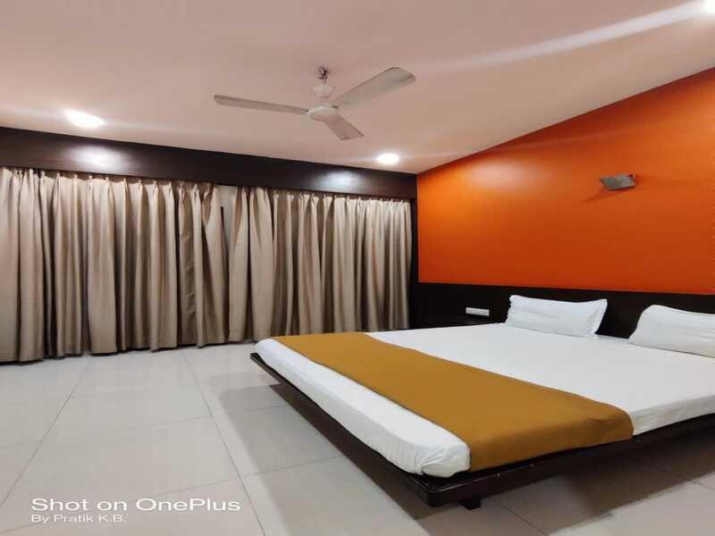 Deluxe Double Room - Photo 10