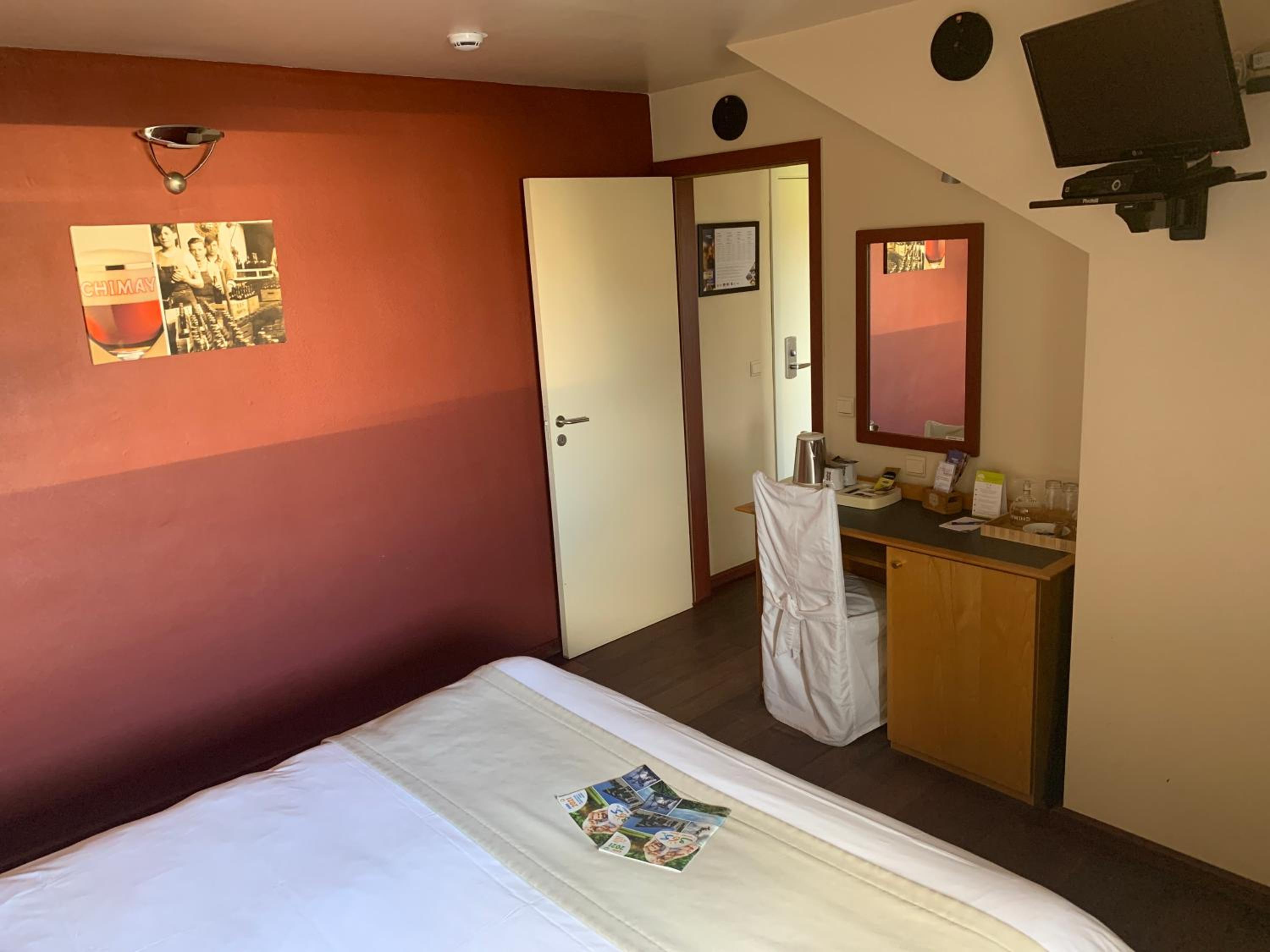 Double Room - Photo 4