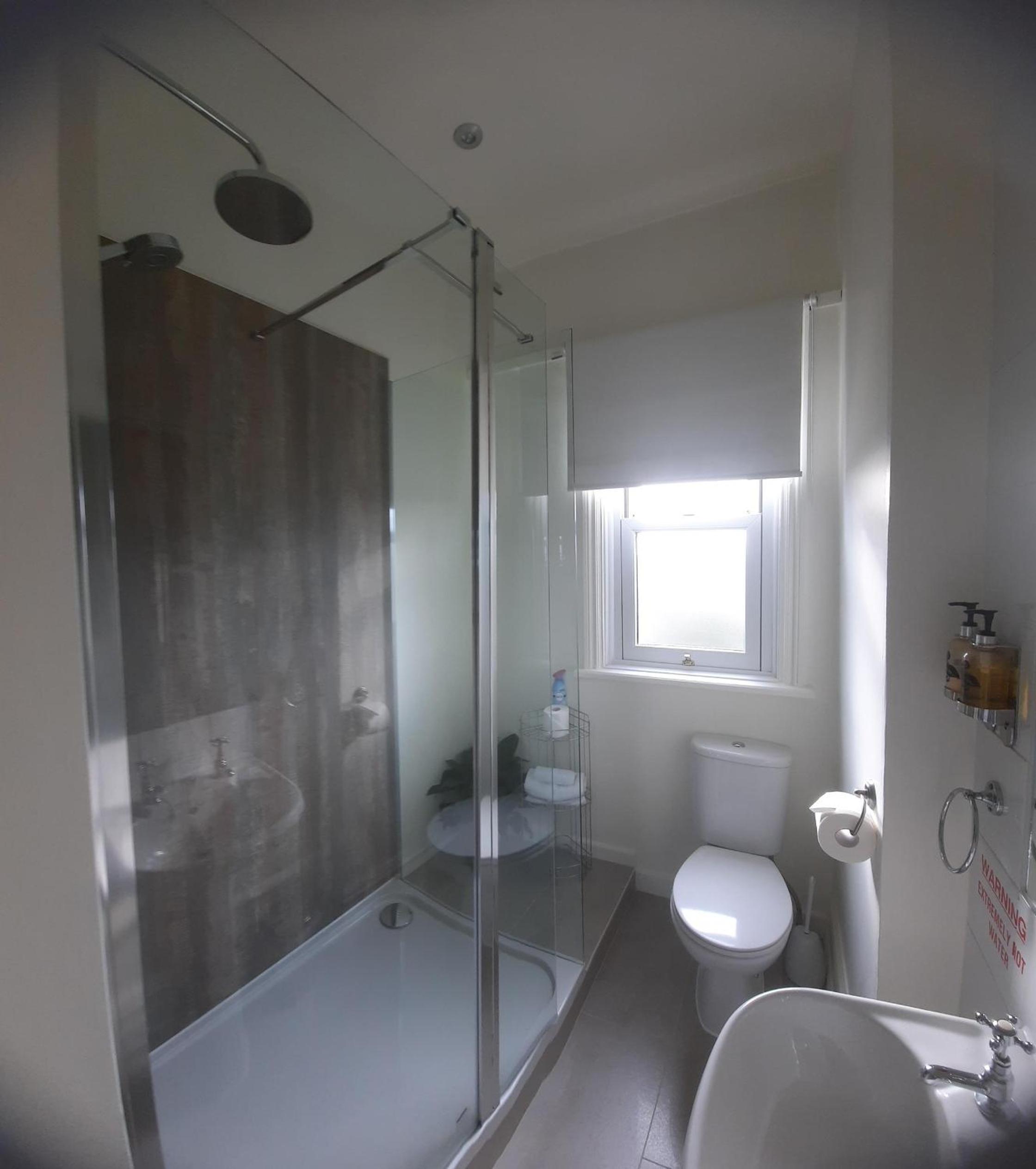 Double Room with Private Bathroom photo 3