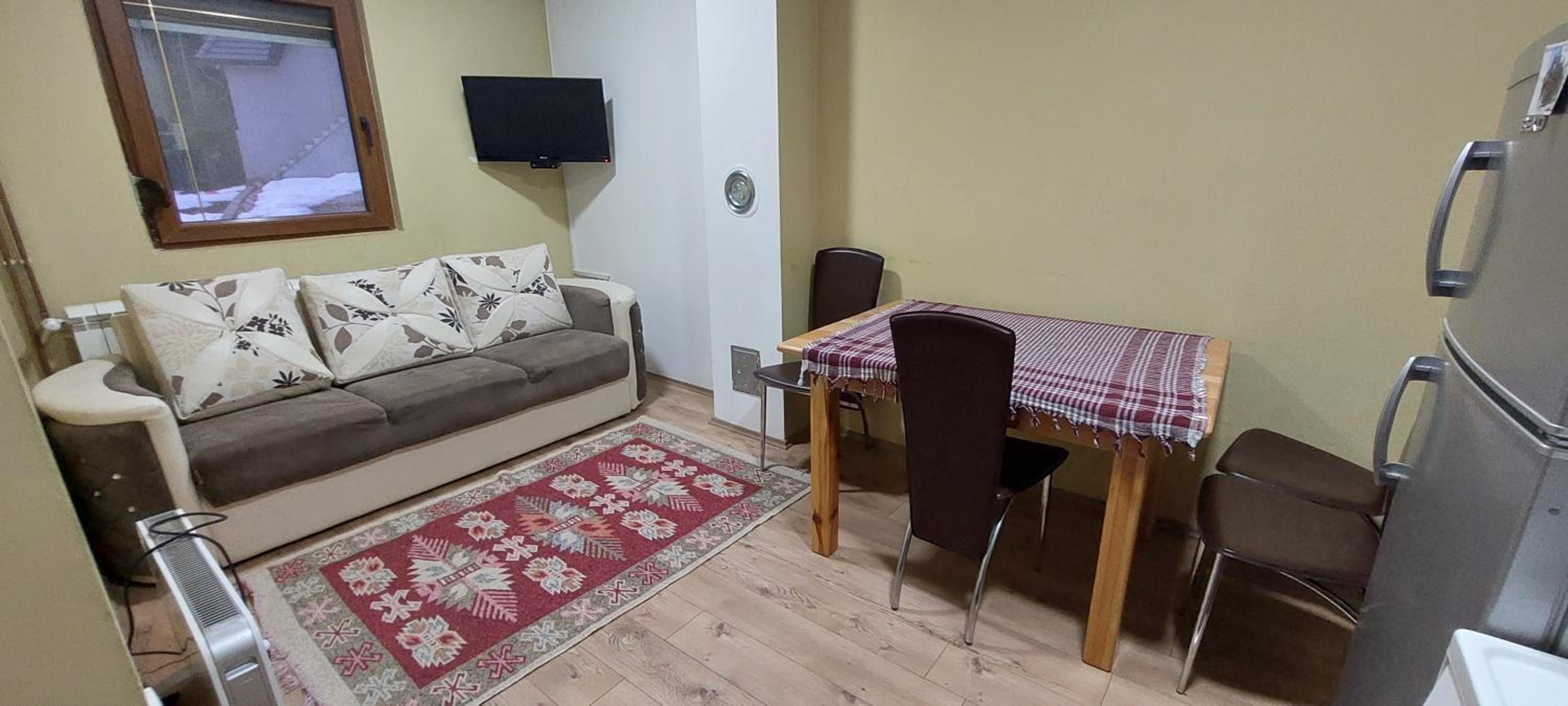 Apartment photo 3
